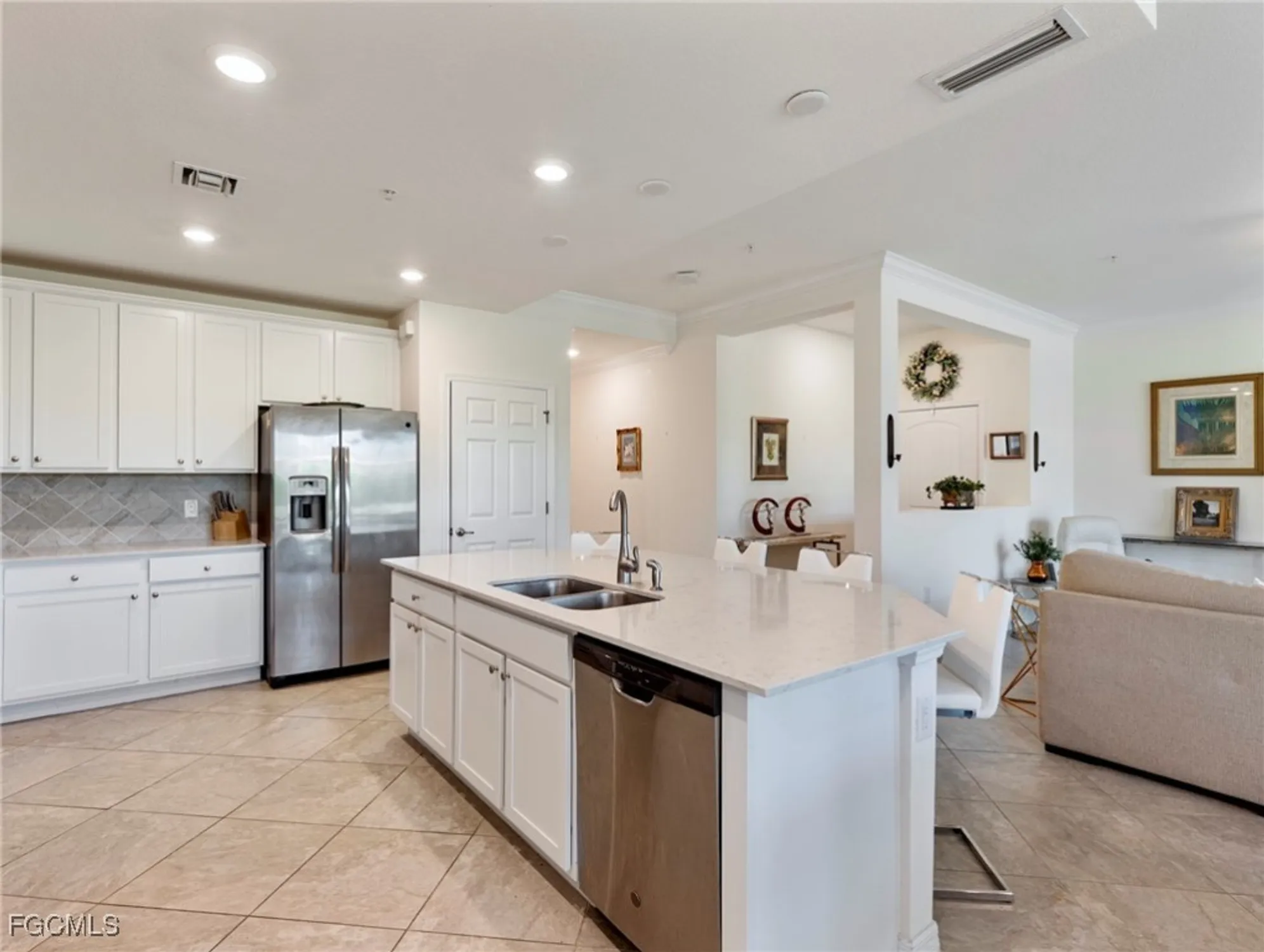 Property Slideshow image 14 of 41 | 11772 grand belvedere way unit 101, Fort Myers, FL, 33913