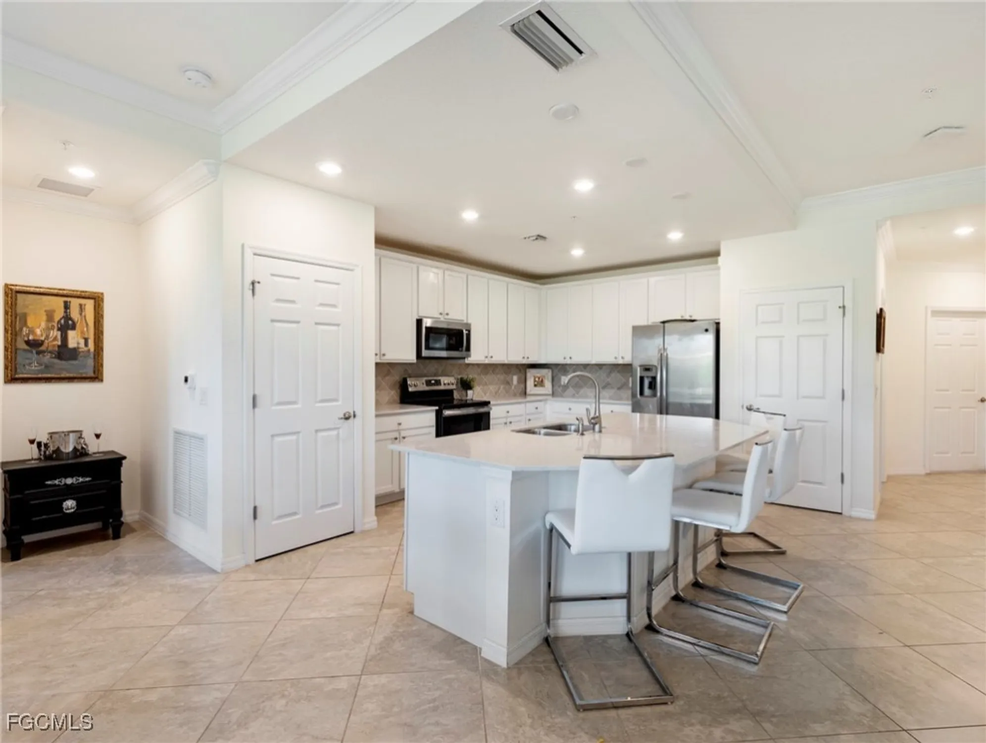 Property Slideshow image 16 of 41 | 11772 grand belvedere way unit 101, Fort Myers, FL, 33913