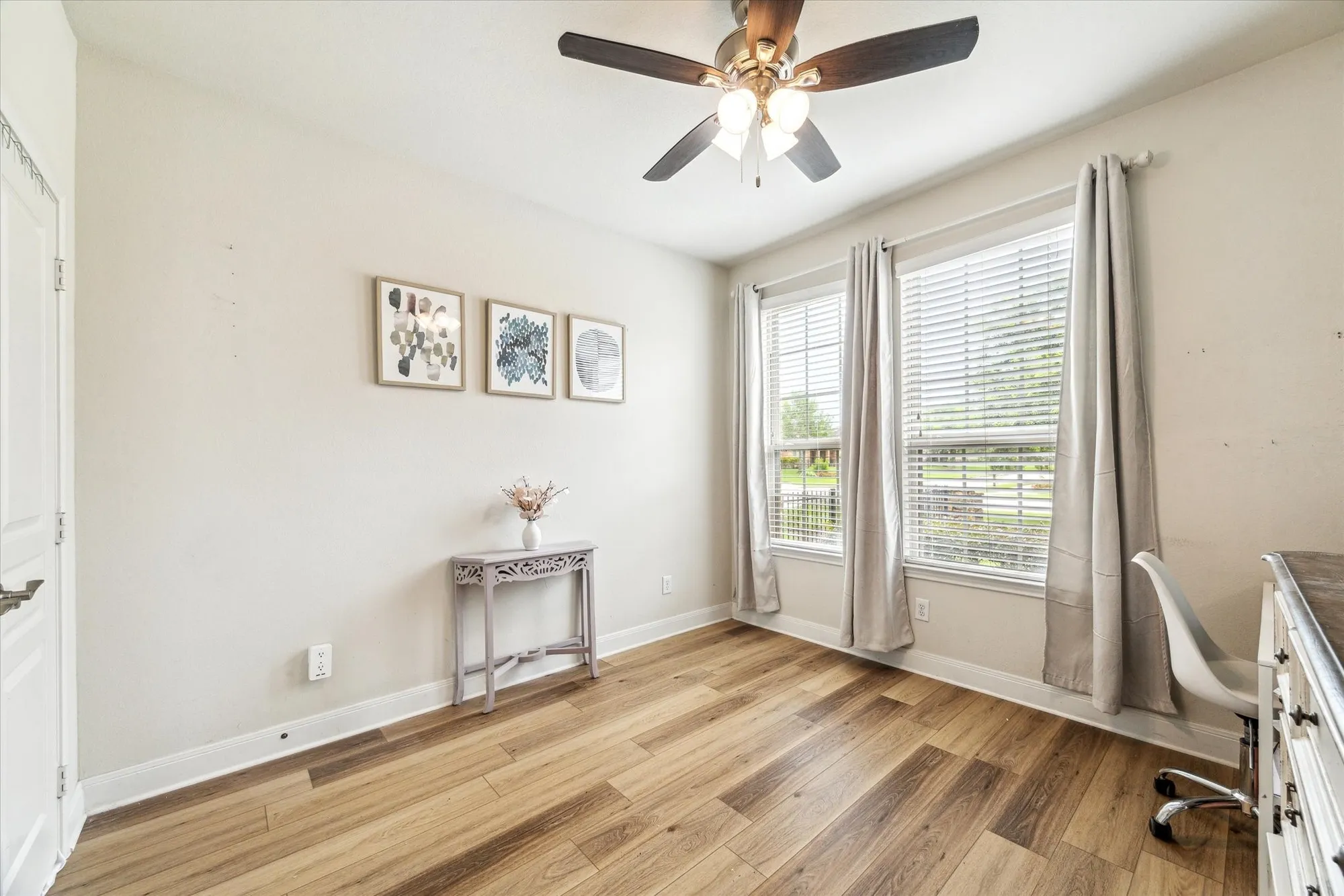 Property Slideshow image 15 of 20 | 3727 paper birch dr, Richmond, TX, 77469