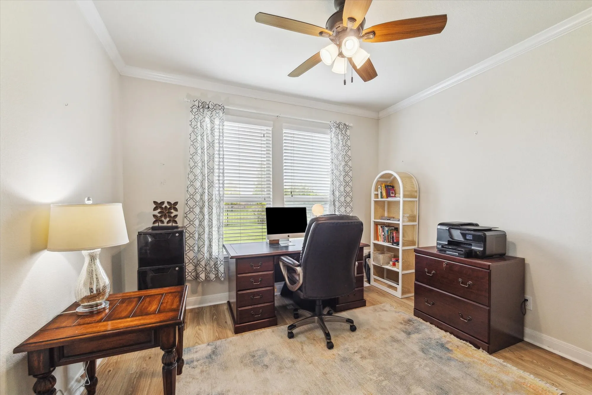 Property Slideshow image 10 of 20 | 3727 paper birch dr, Richmond, TX, 77469