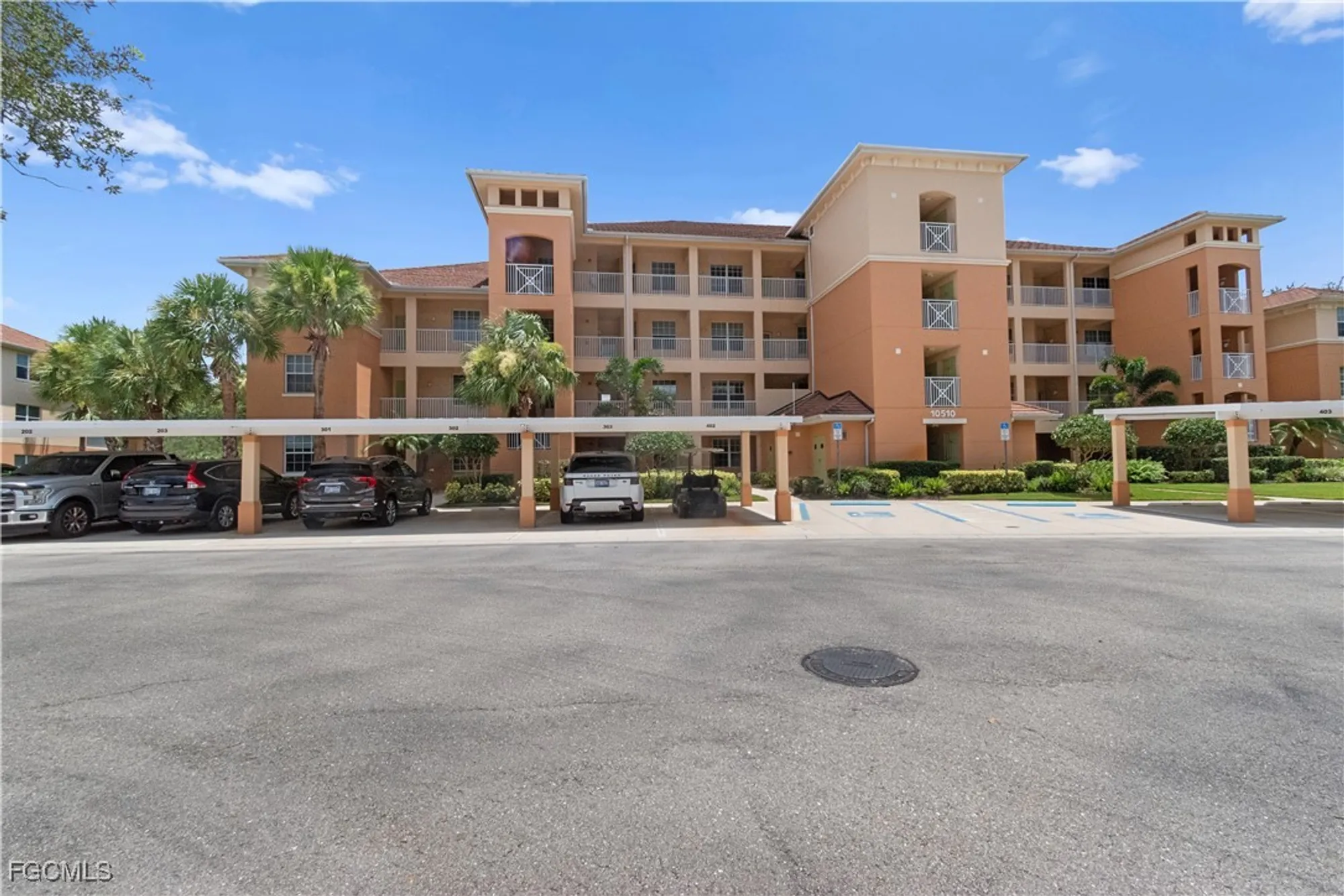 Property Slideshow image 25 of 44 | 10510 amiata way 402, Fort Myers, FL, 33913