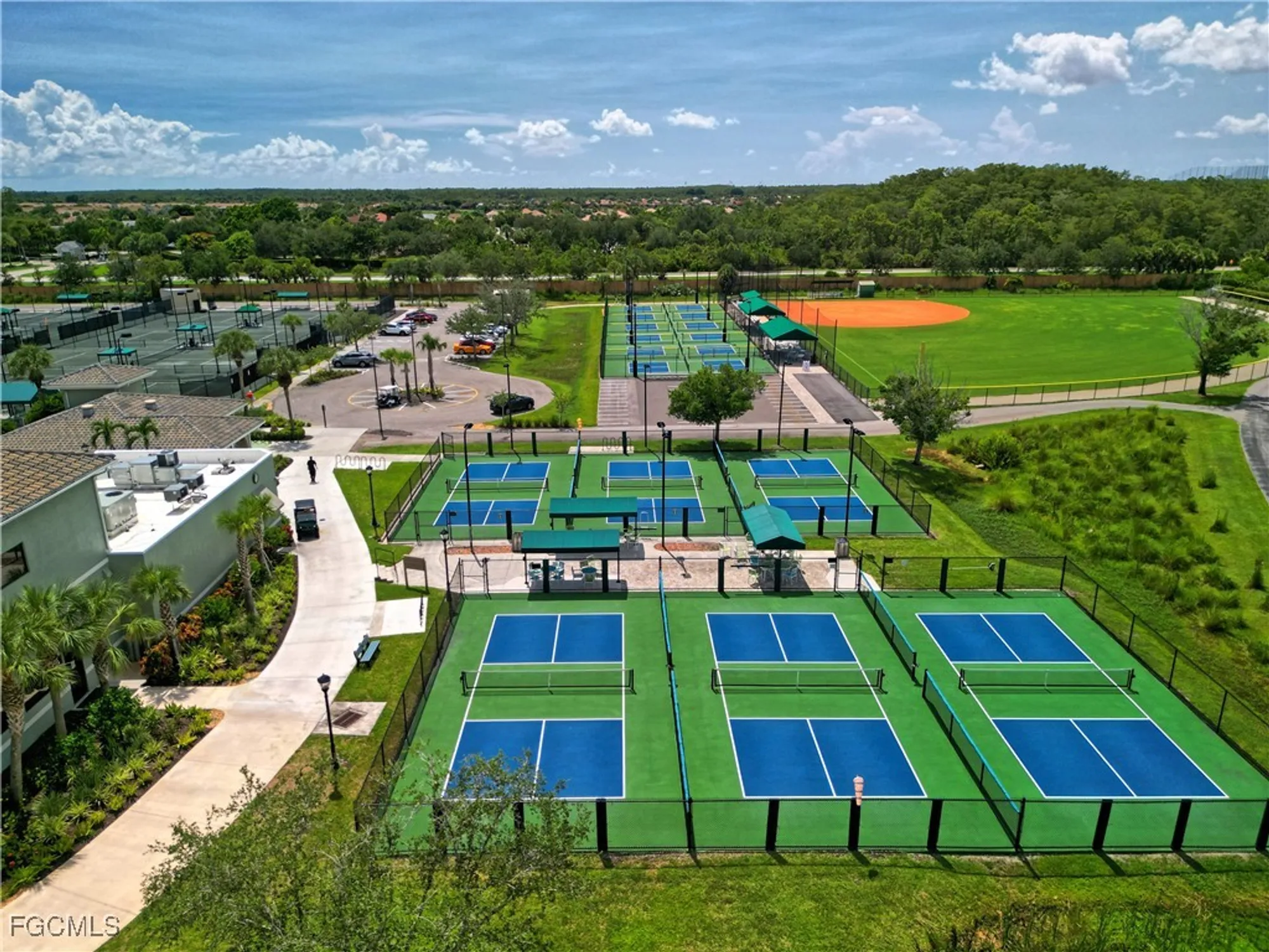 Property Slideshow image 33 of 44 | 10510 amiata way 402, Fort Myers, FL, 33913