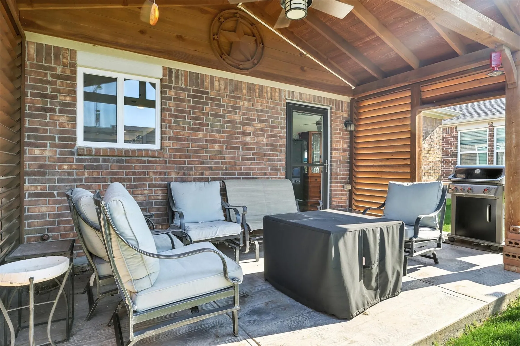 Property Slideshow image 28 of 33 | 808 freedom ln, Aubrey, TX, 76227