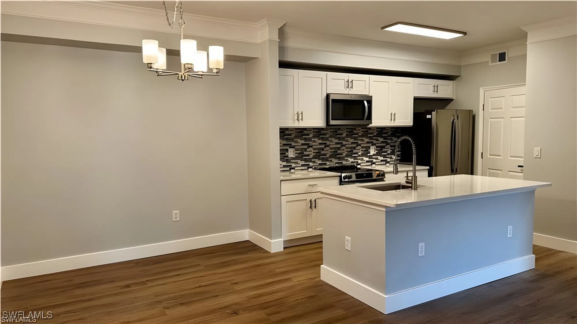 Property Slideshow image 15 of 49 | 11530 villa gdn 1101, Fort Myers, FL, 33913