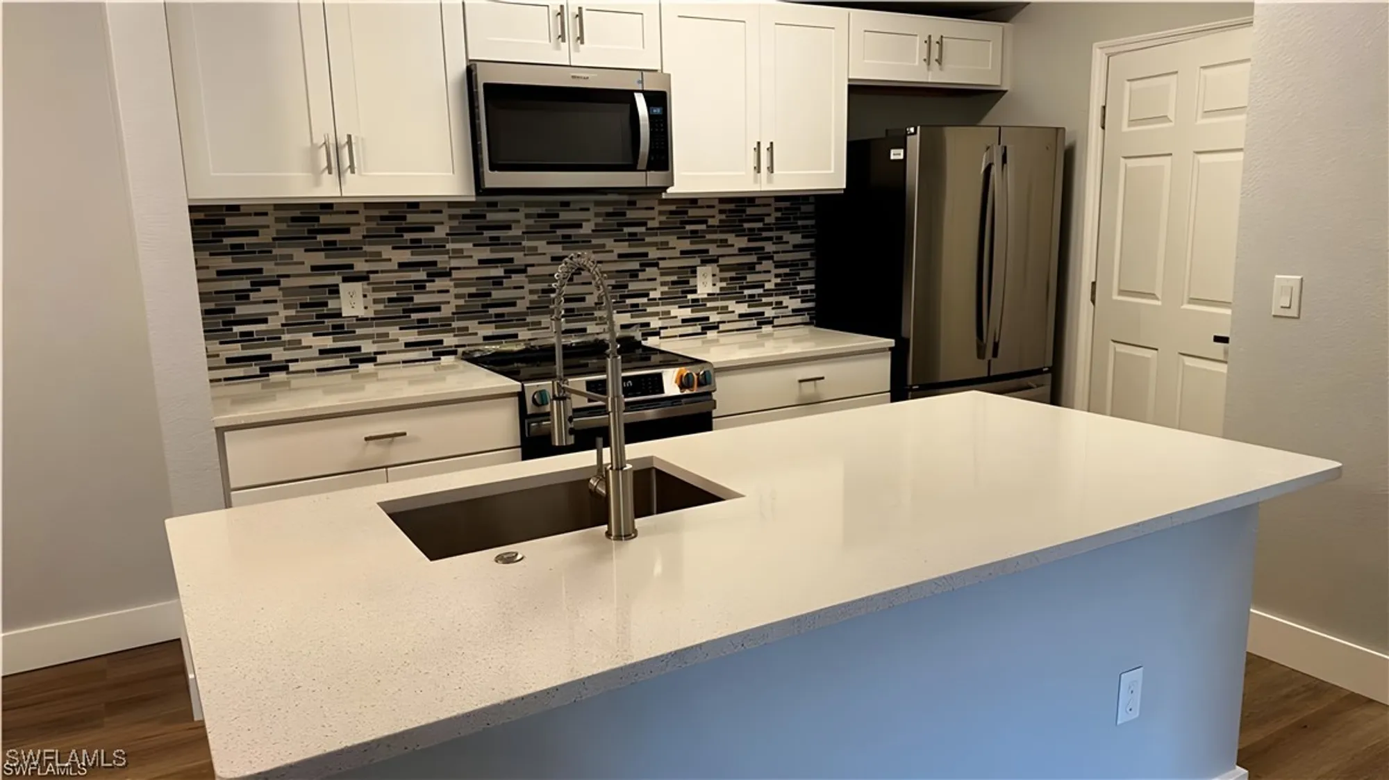 Property Slideshow image 12 of 49 | 11530 villa gdn 1101, Fort Myers, FL, 33913