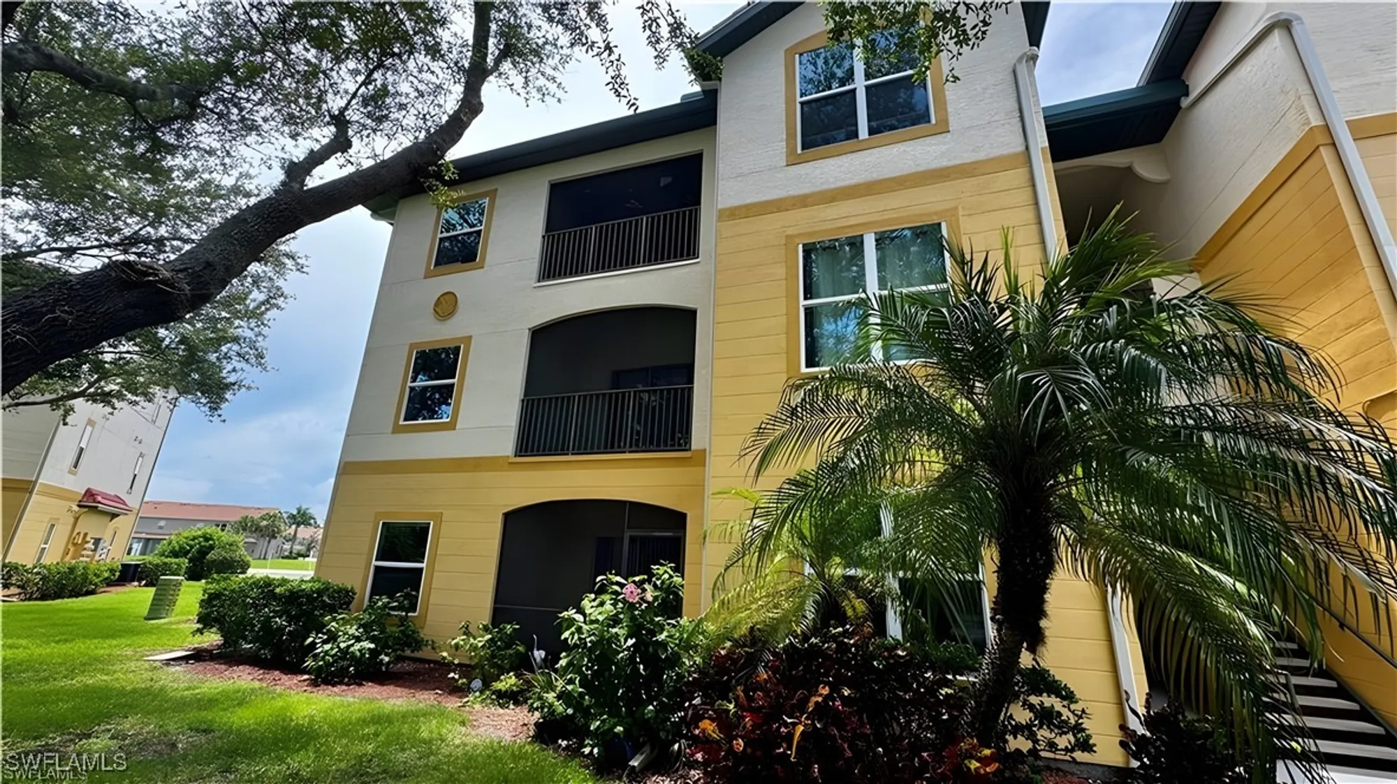 Property Slideshow image 38 of 49 | 11530 villa gdn 1101, Fort Myers, FL, 33913