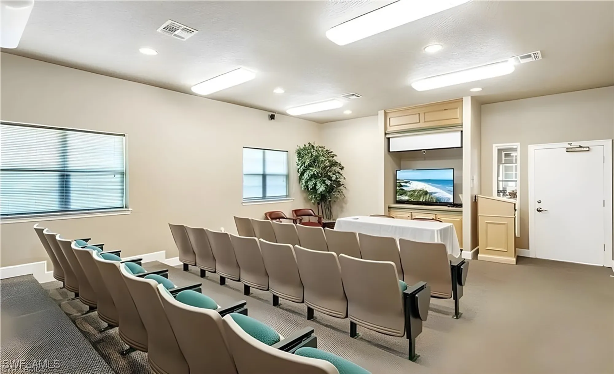 Property Slideshow image 47 of 49 | 11530 villa gdn 1101, Fort Myers, FL, 33913