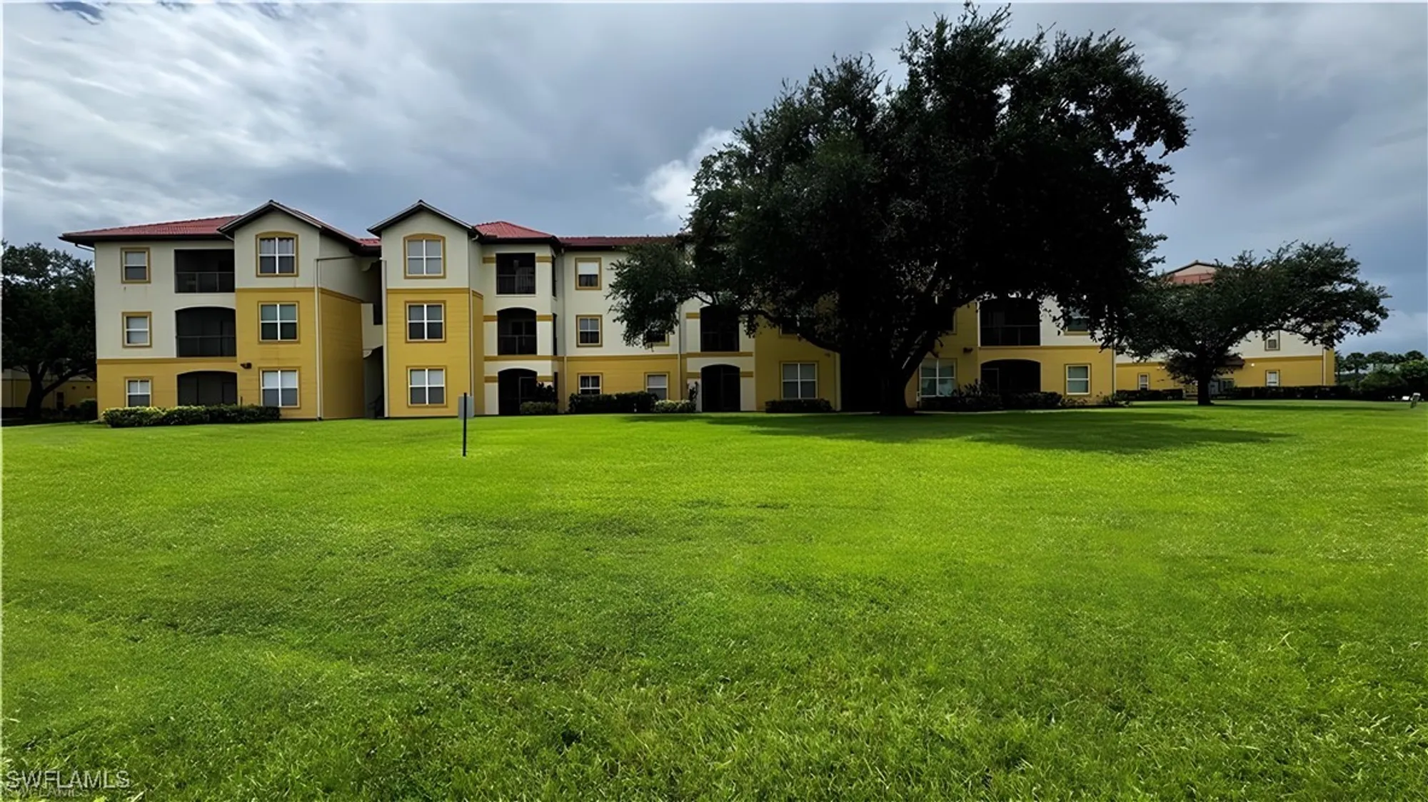 Property Slideshow image 41 of 49 | 11530 villa gdn 1101, Fort Myers, FL, 33913