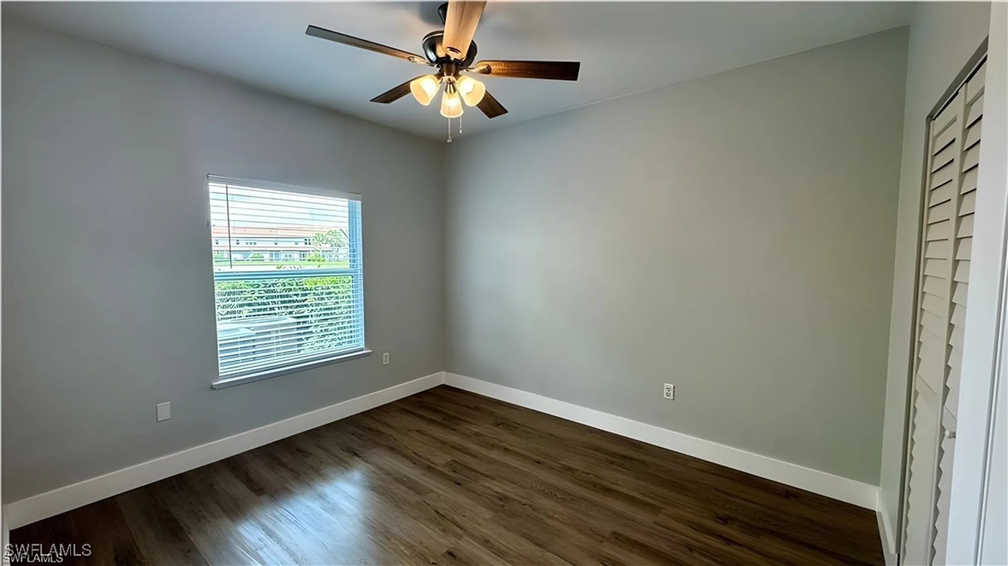 Property Slideshow image 8 of 49 | 11530 villa gdn 1101, Fort Myers, FL, 33913