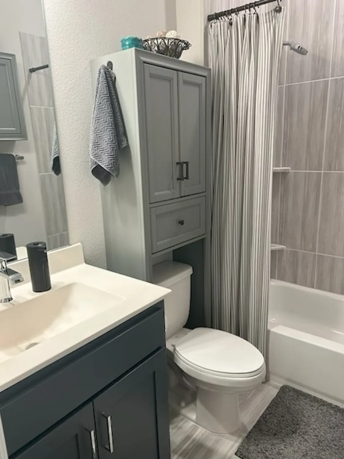 Property Slideshow image 27 of 39 | 4818 emerald grv, Arlington, TX, 76005