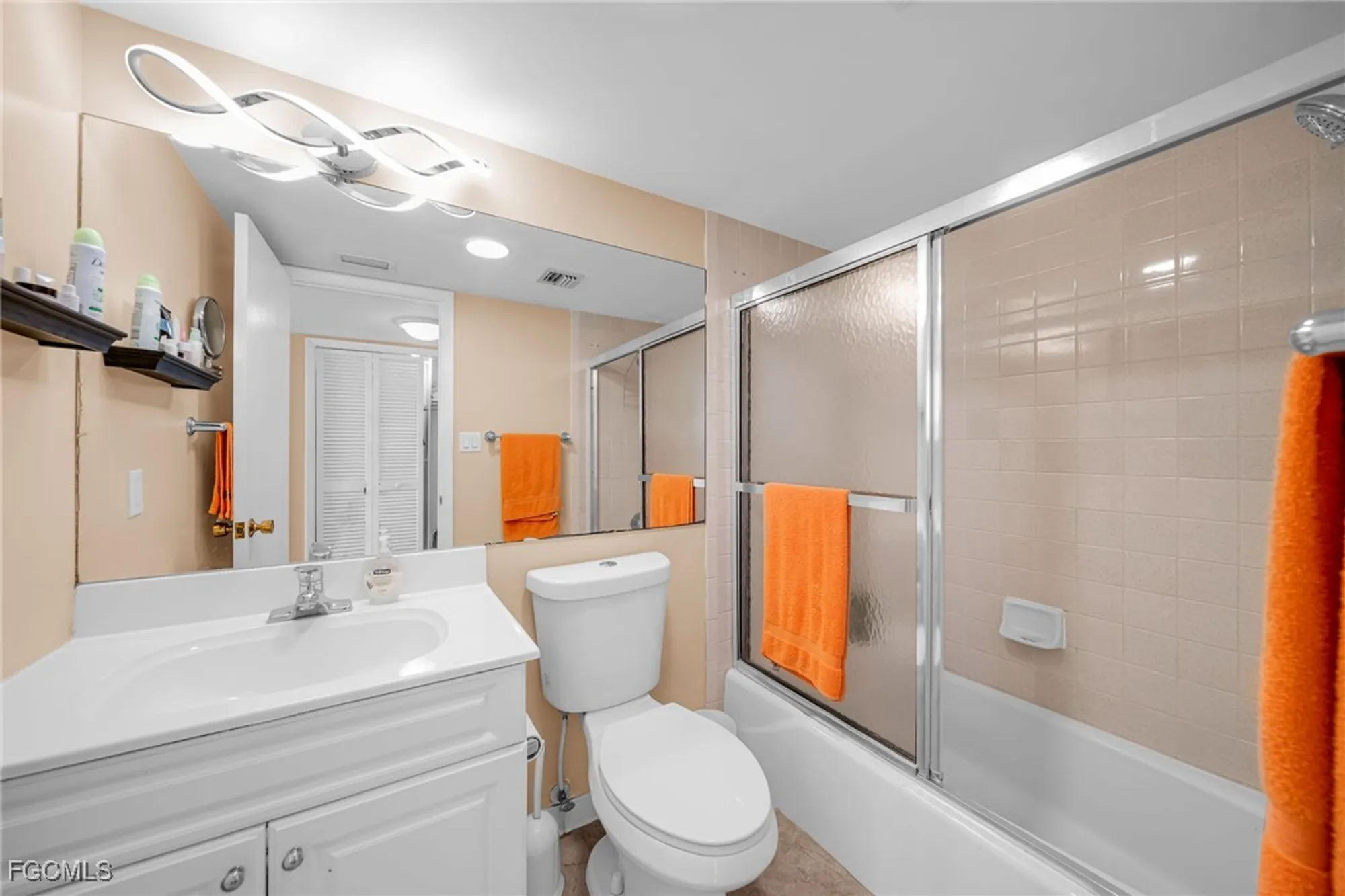 Property Slideshow image 22 of 22 | 4260 se 20th pl 401, Cape Coral, FL, 33904