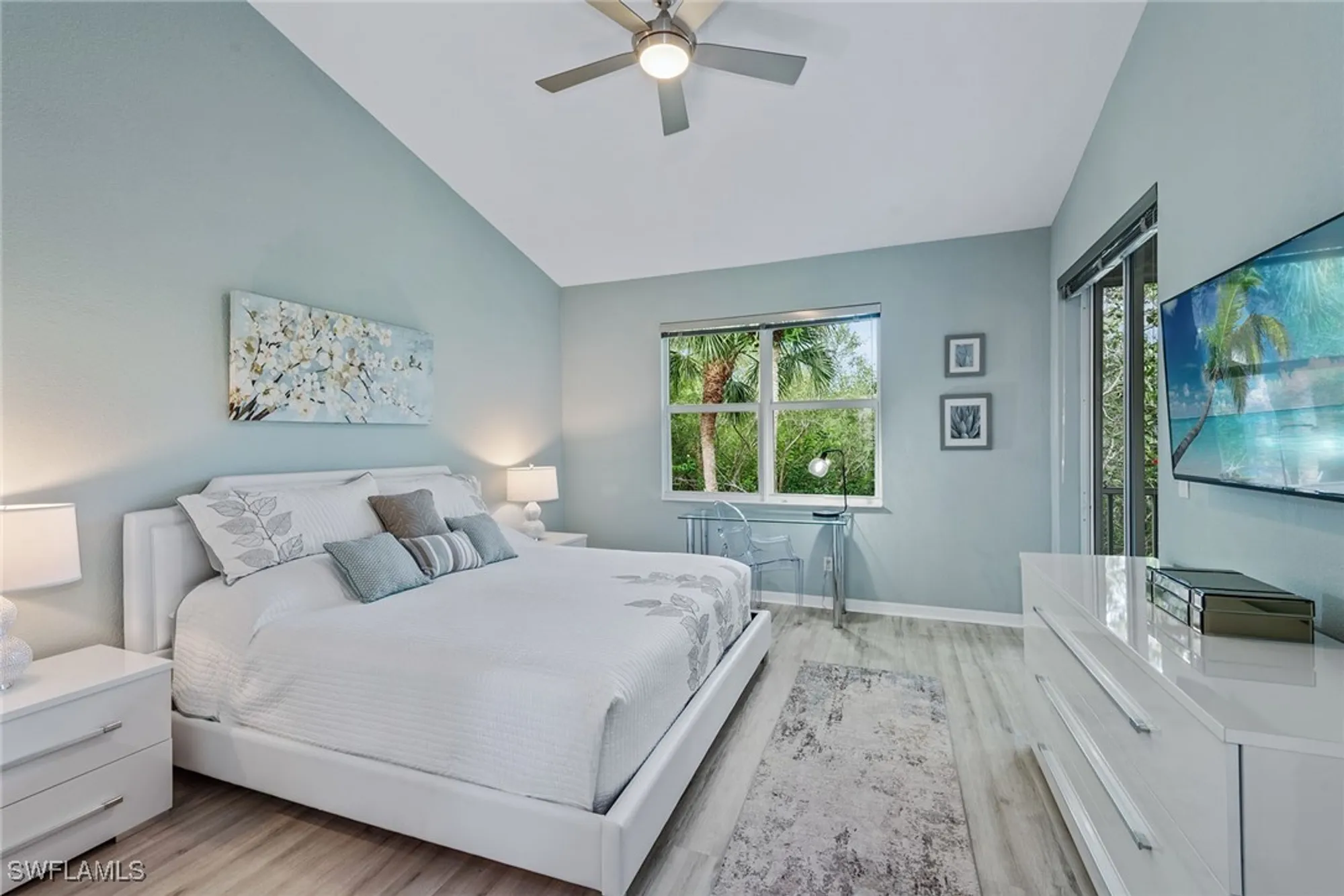 Property Slideshow image 14 of 43 | 8305 whisper trace way 202, Naples, FL, 34114