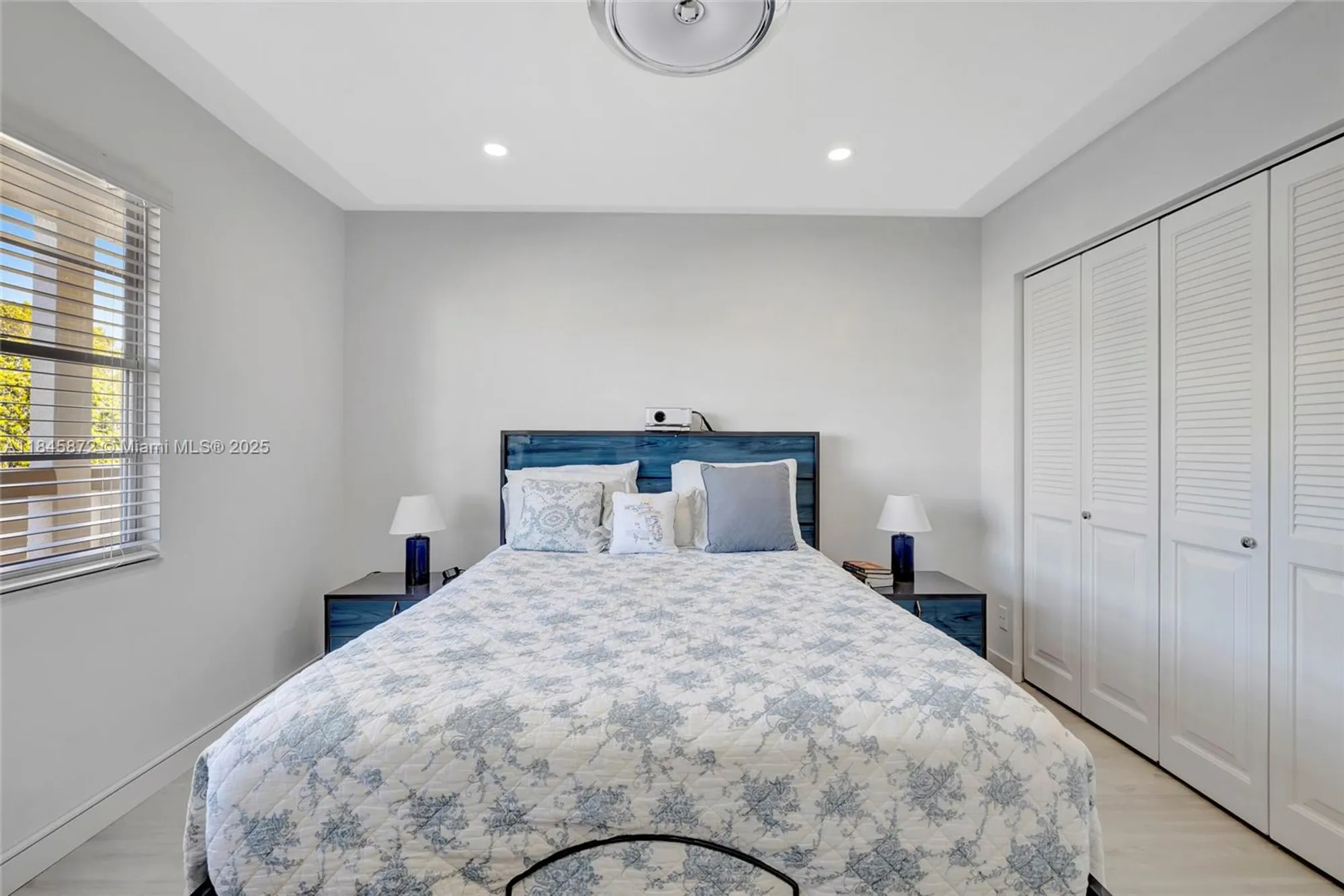 Property Slideshow image 16 of 31 | 2101 lucaya bnd e3, Coconut Creek, FL, 33066