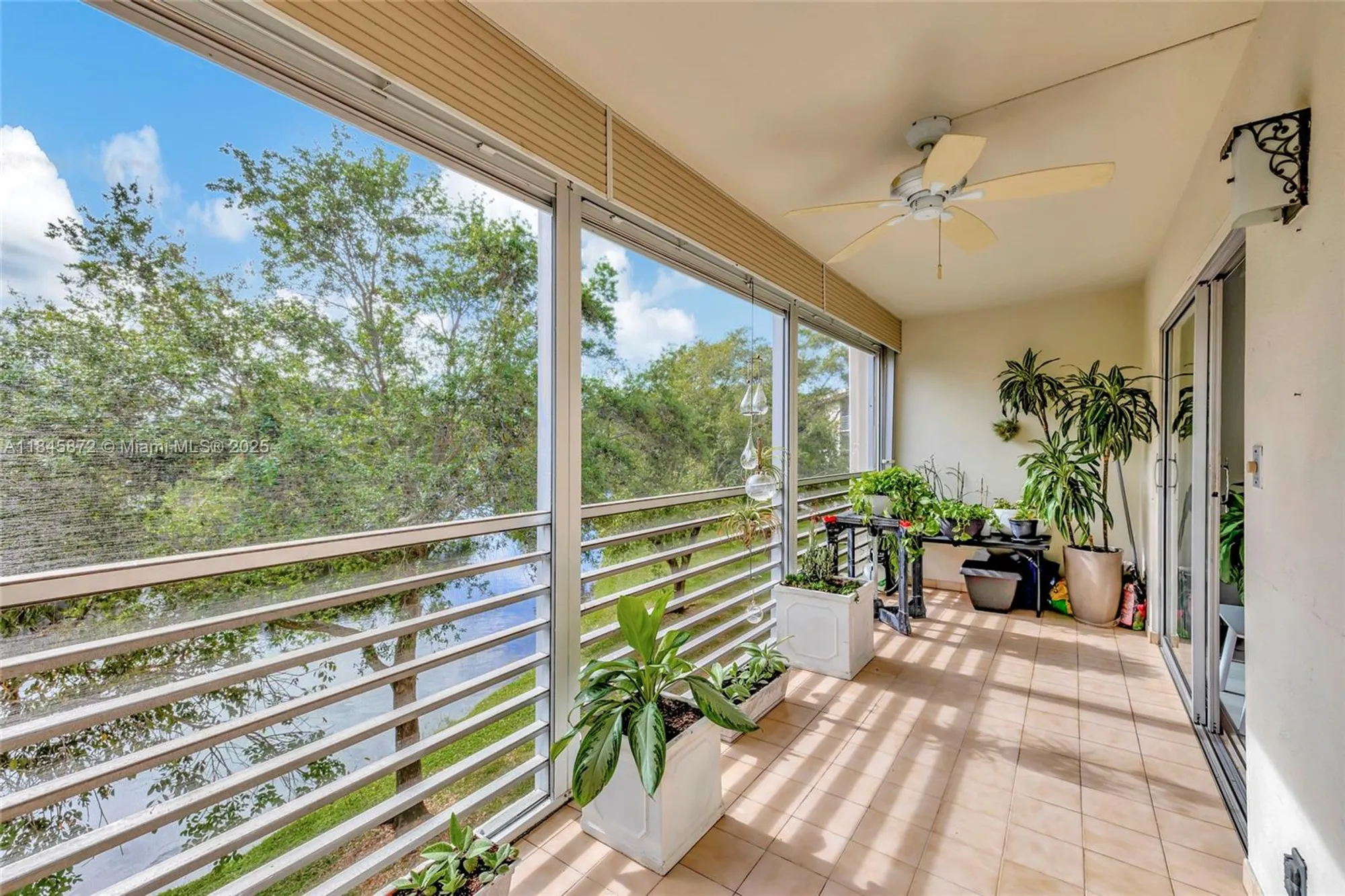Property Slideshow image 19 of 31 | 2101 lucaya bnd e3, Coconut Creek, FL, 33066