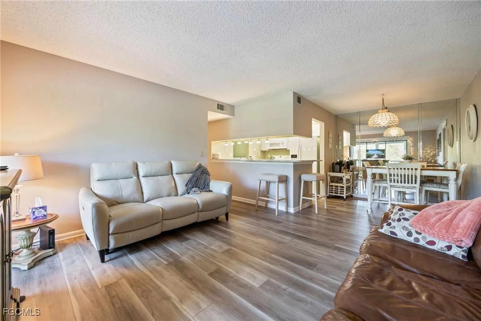 Property Slideshow image 18 of 50 | 9540 green cypress ln 11, Fort Myers, FL, 33905