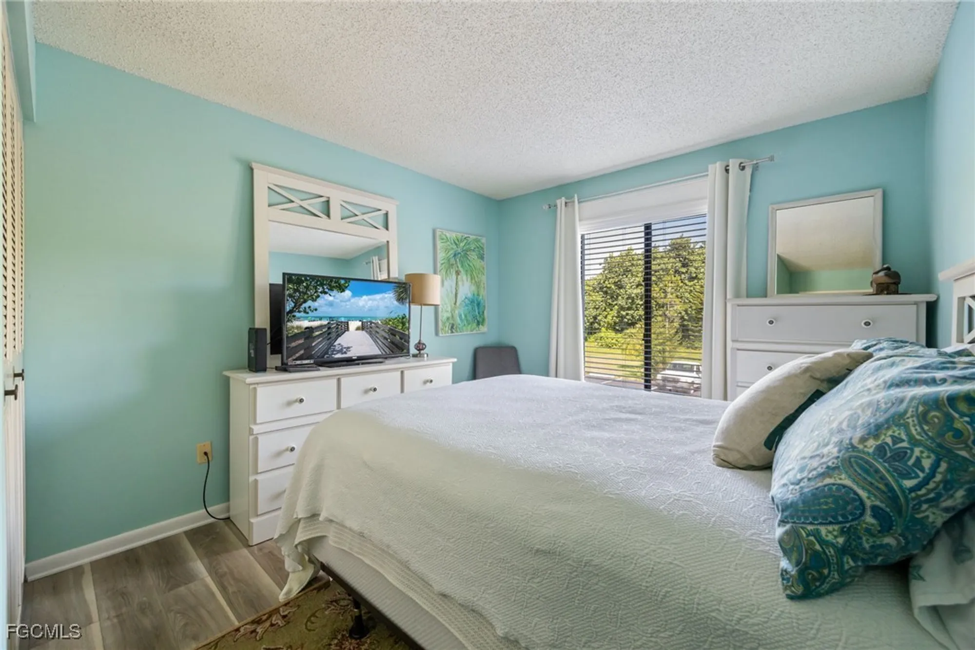 Property Slideshow image 23 of 50 | 9540 green cypress ln 11, Fort Myers, FL, 33905
