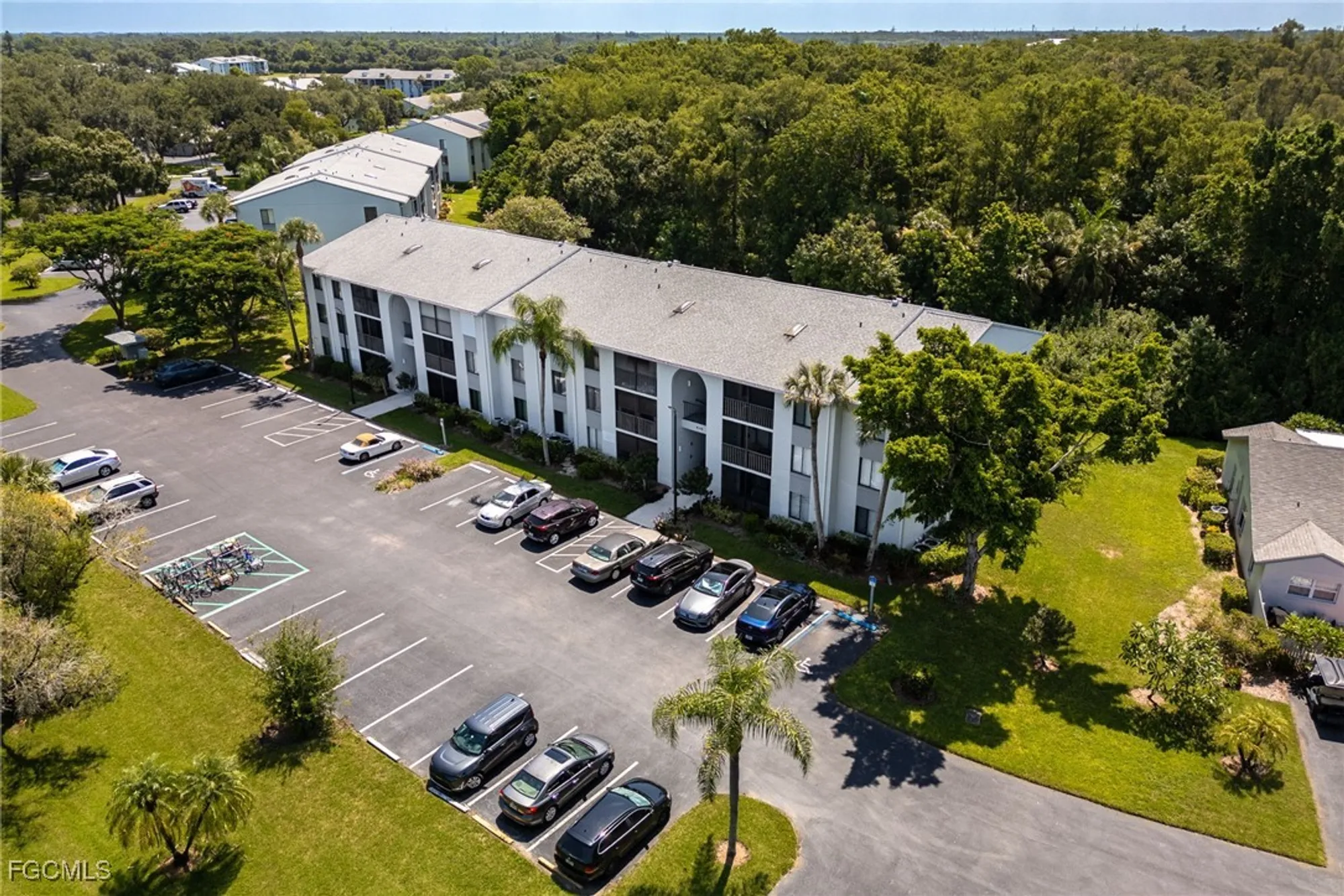 Property Slideshow image 34 of 50 | 9540 green cypress ln 11, Fort Myers, FL, 33905