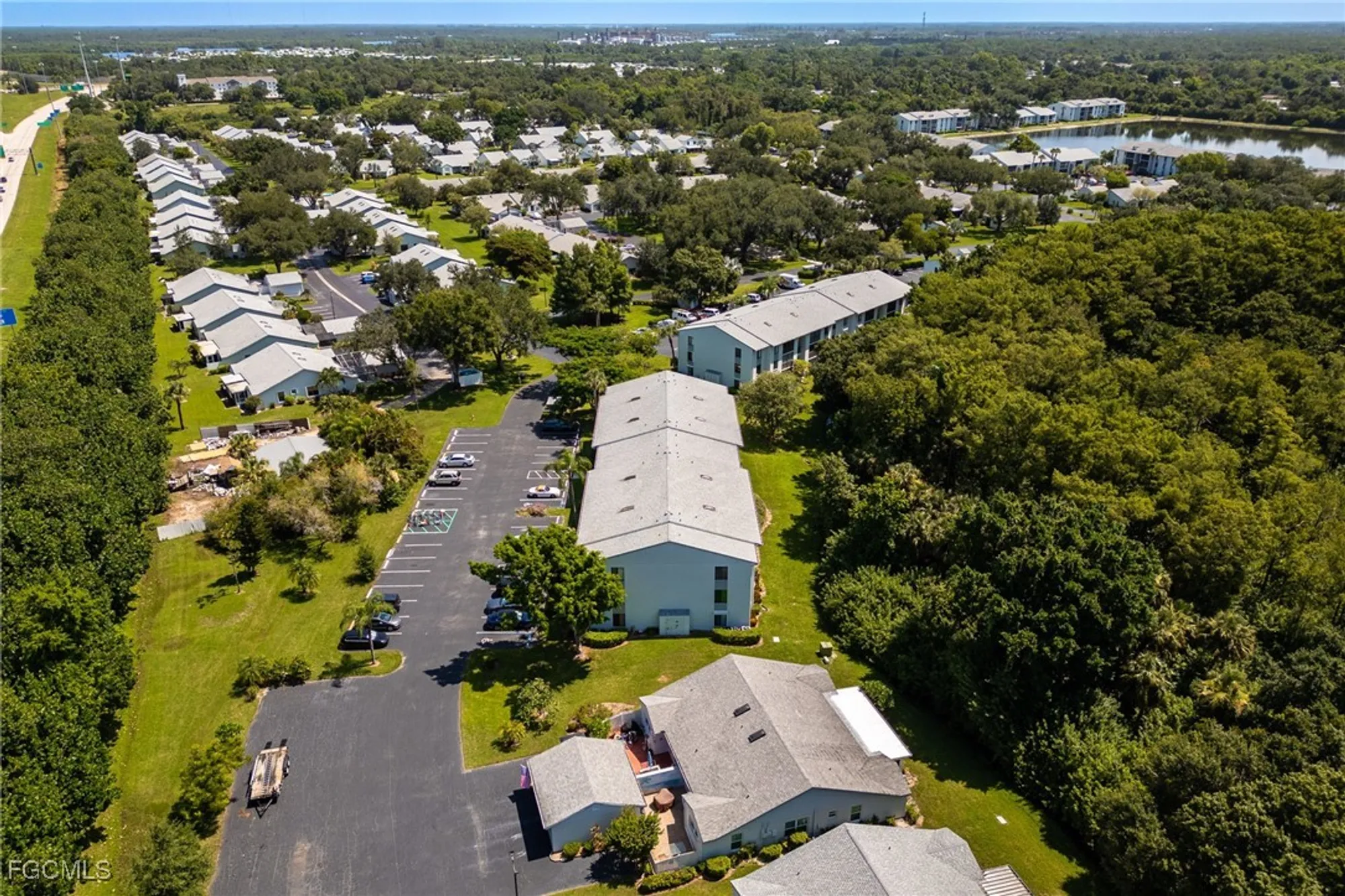 Property Slideshow image 36 of 50 | 9540 green cypress ln 11, Fort Myers, FL, 33905