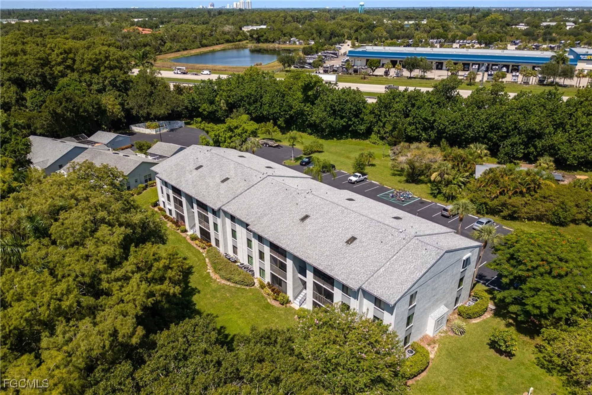 Property Slideshow image 42 of 50 | 9540 green cypress ln 11, Fort Myers, FL, 33905