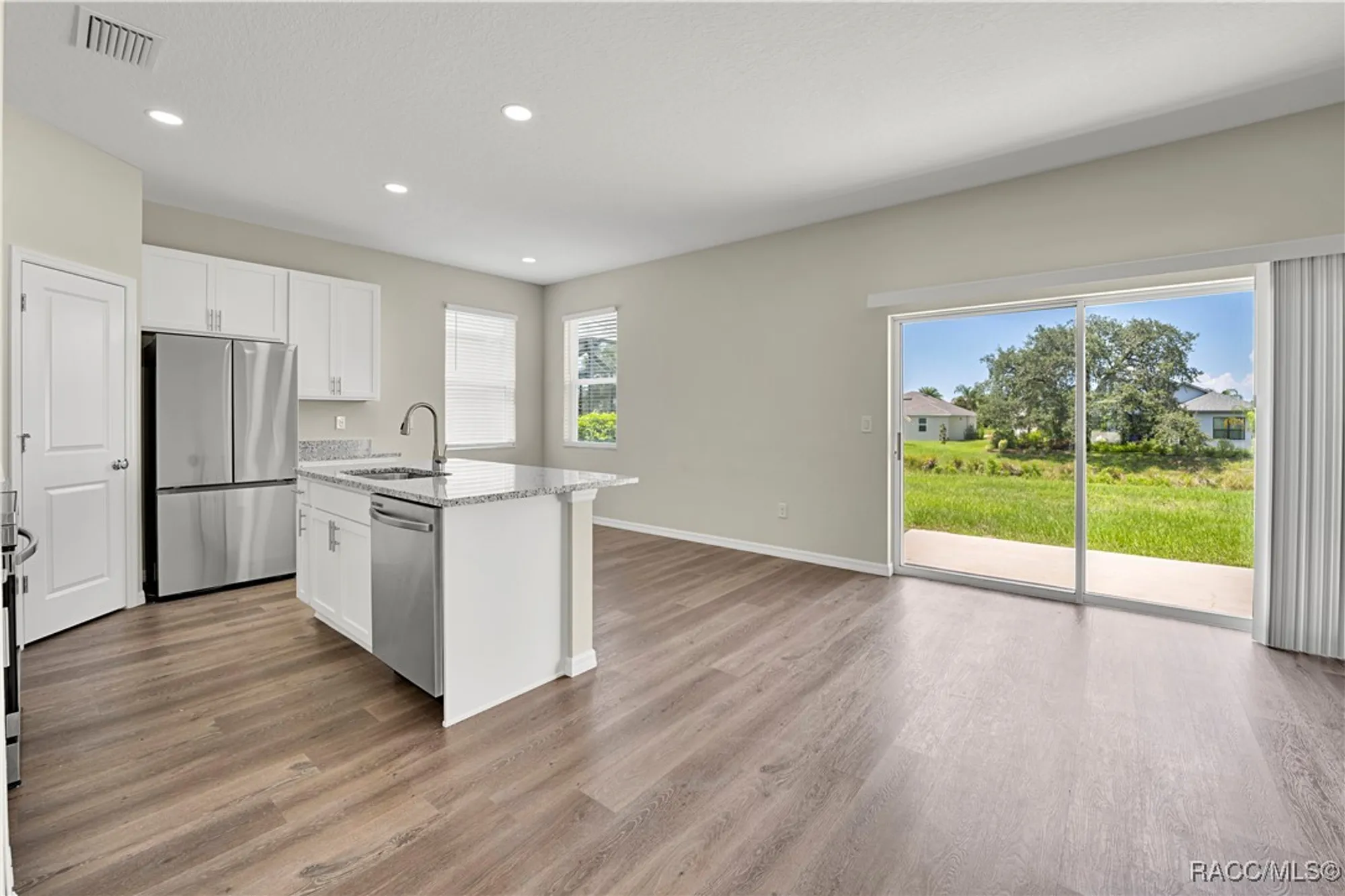 Property Slideshow image 8 of 79 | 9081 wade st, Brooksville, FL, 34613