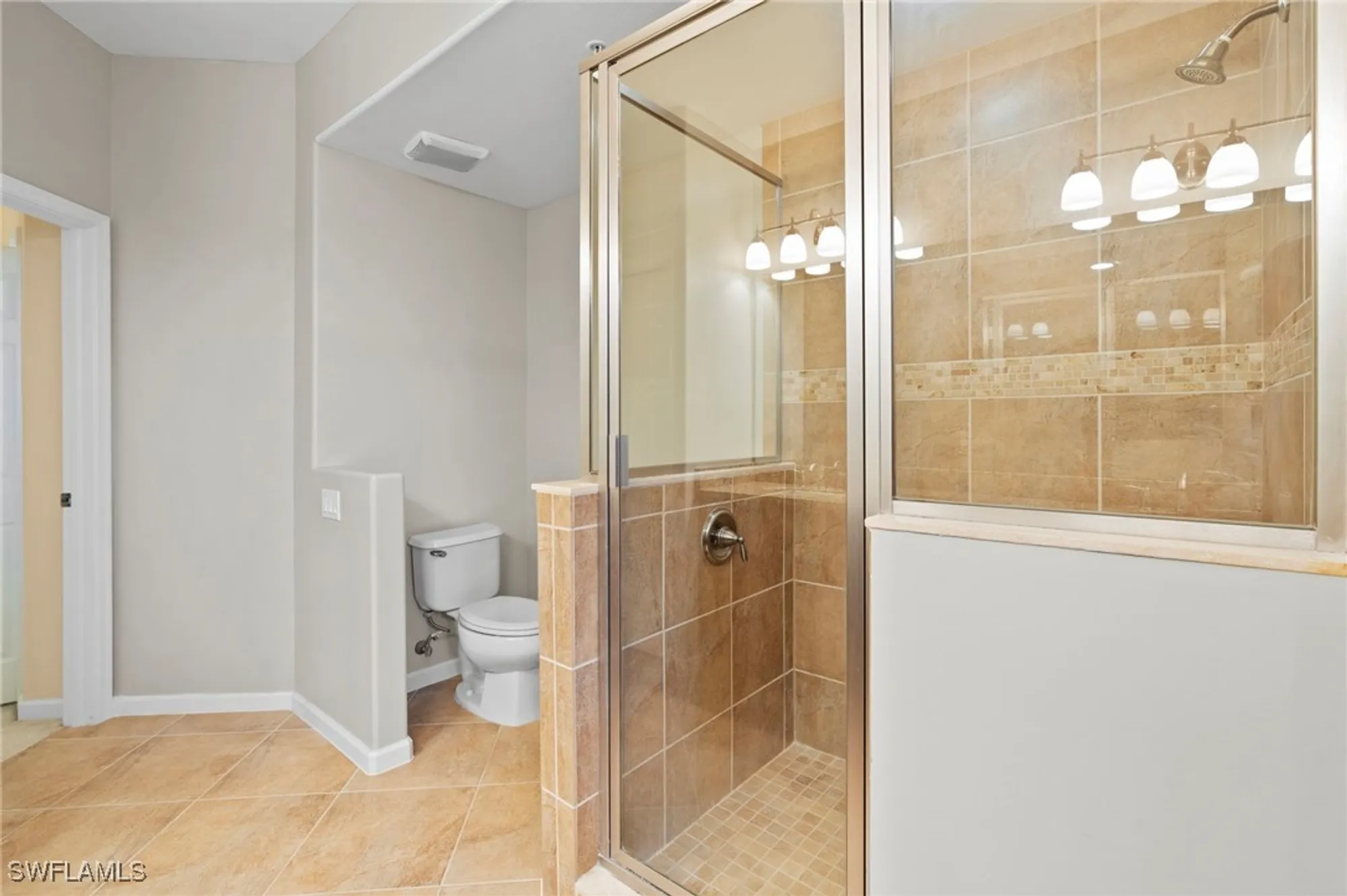 Property Slideshow image 24 of 45 | 6689 alden woods cir 202, Naples, FL, 34113