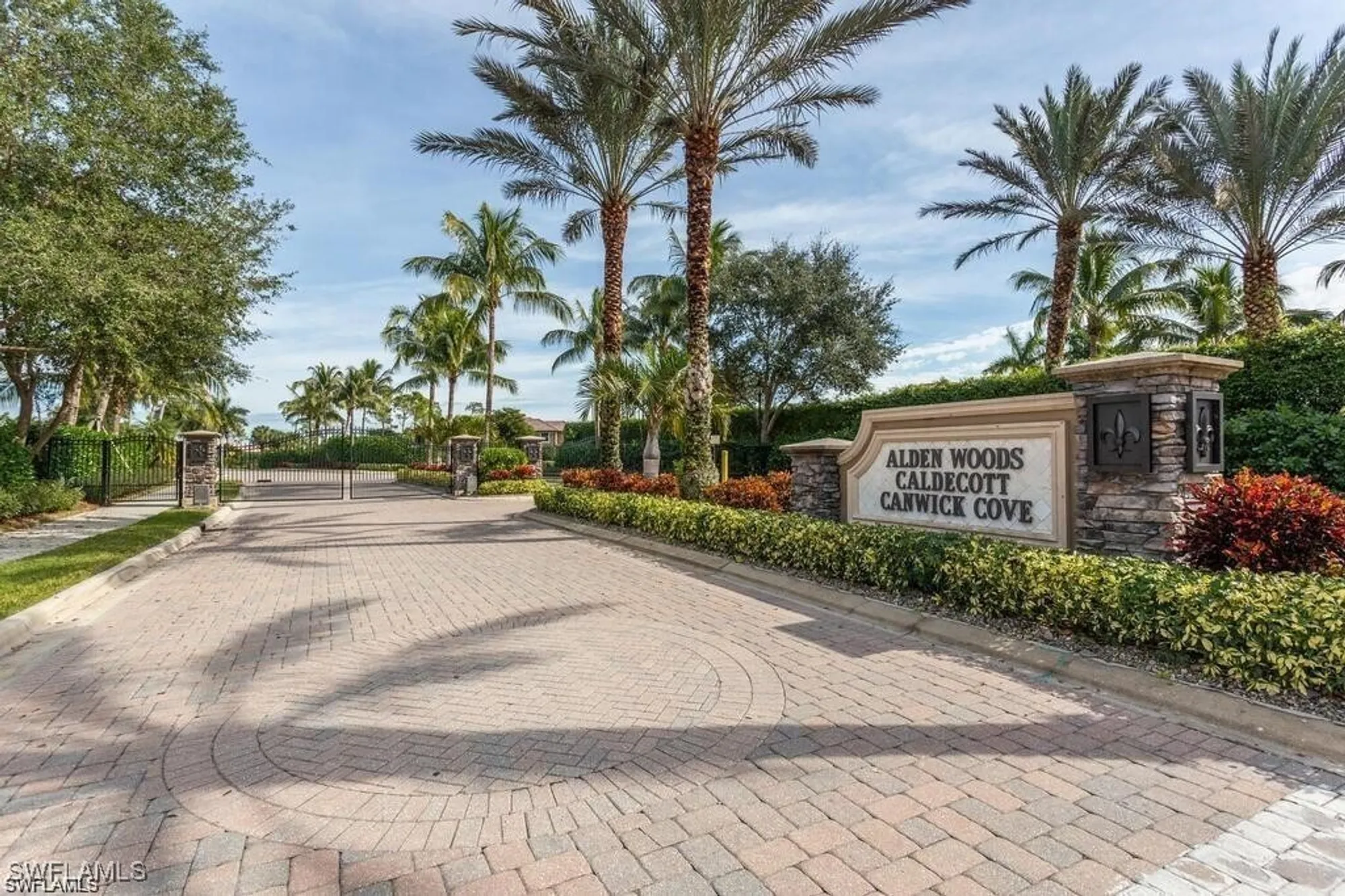 Property Slideshow image 3 of 45 | 6689 alden woods cir 202, Naples, FL, 34113