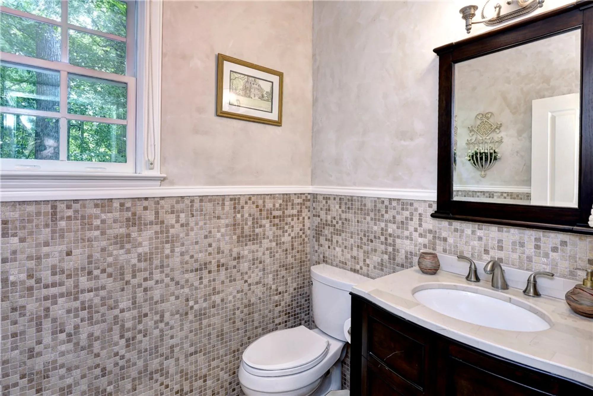 Property Slideshow image 16 of 35 | 136 meadowbrook, Williamsburg, VA, 23188