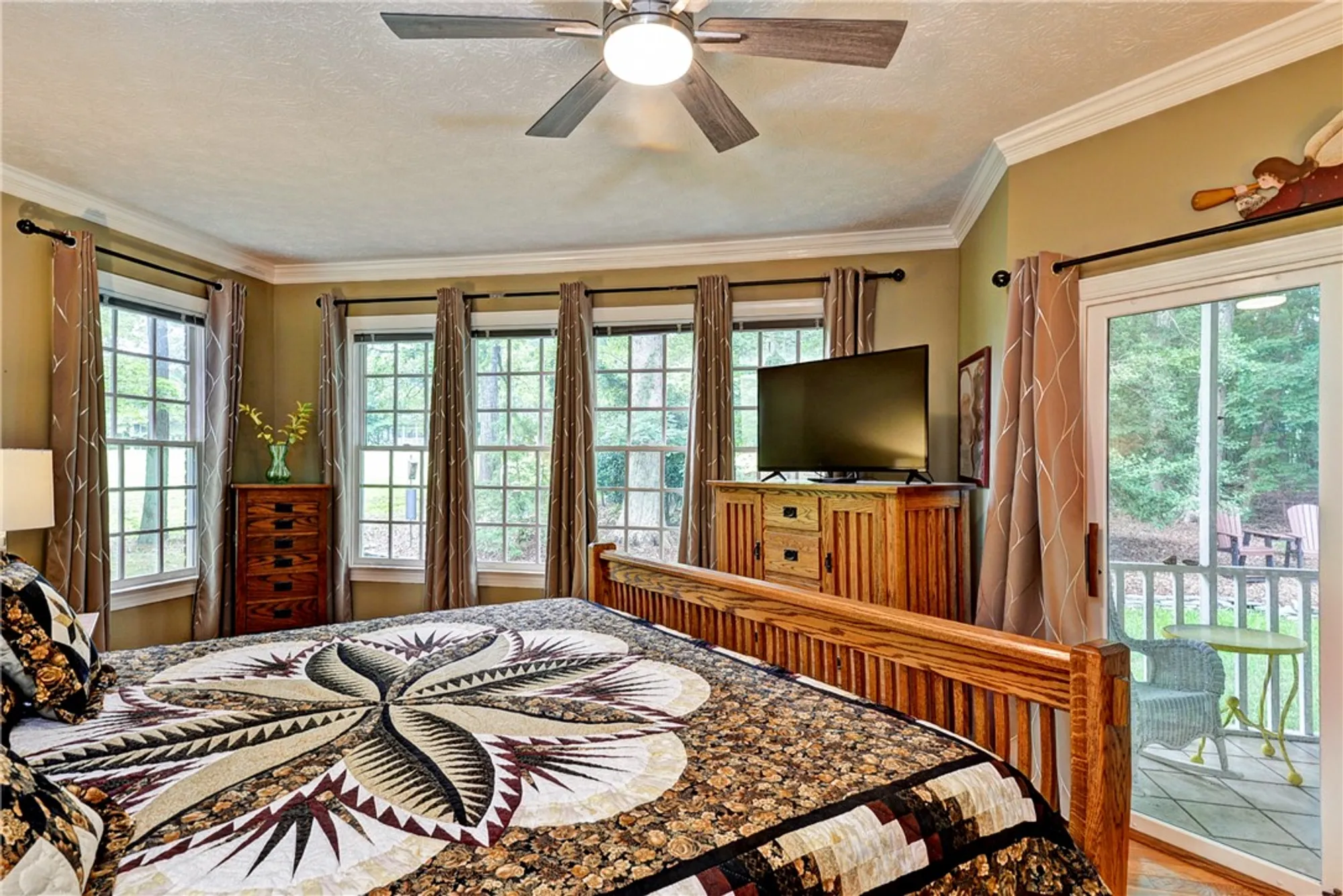 Property Slideshow image 19 of 35 | 136 meadowbrook, Williamsburg, VA, 23188