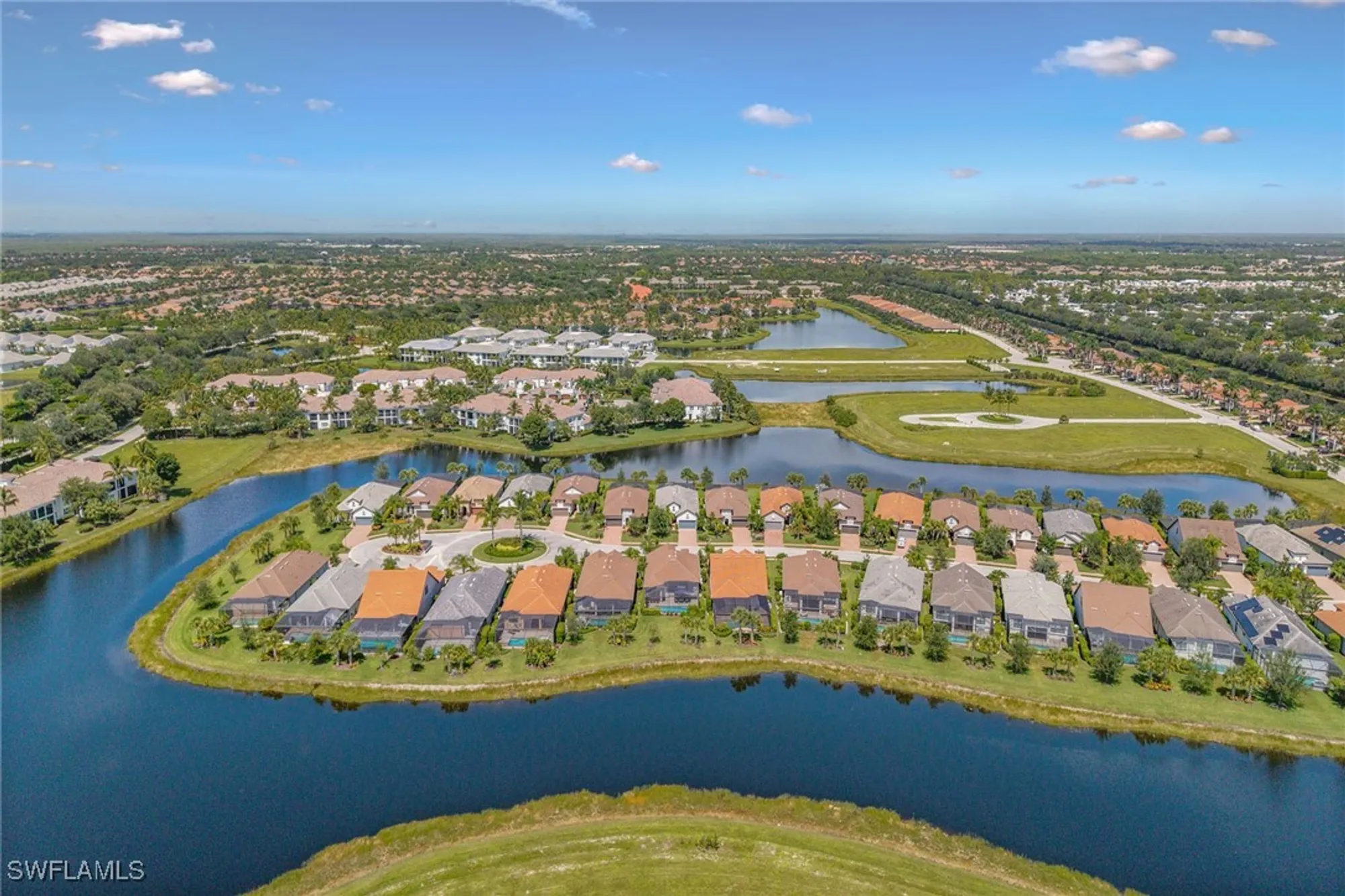 Property Slideshow image 38 of 50 | 2740 amaranda ct, Naples, FL, 34114