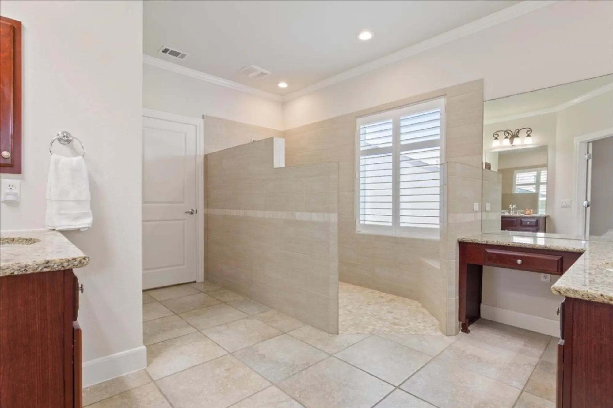 Property Slideshow image 17 of 40 | 114 caddo lake trl, Georgetown, TX, 78633