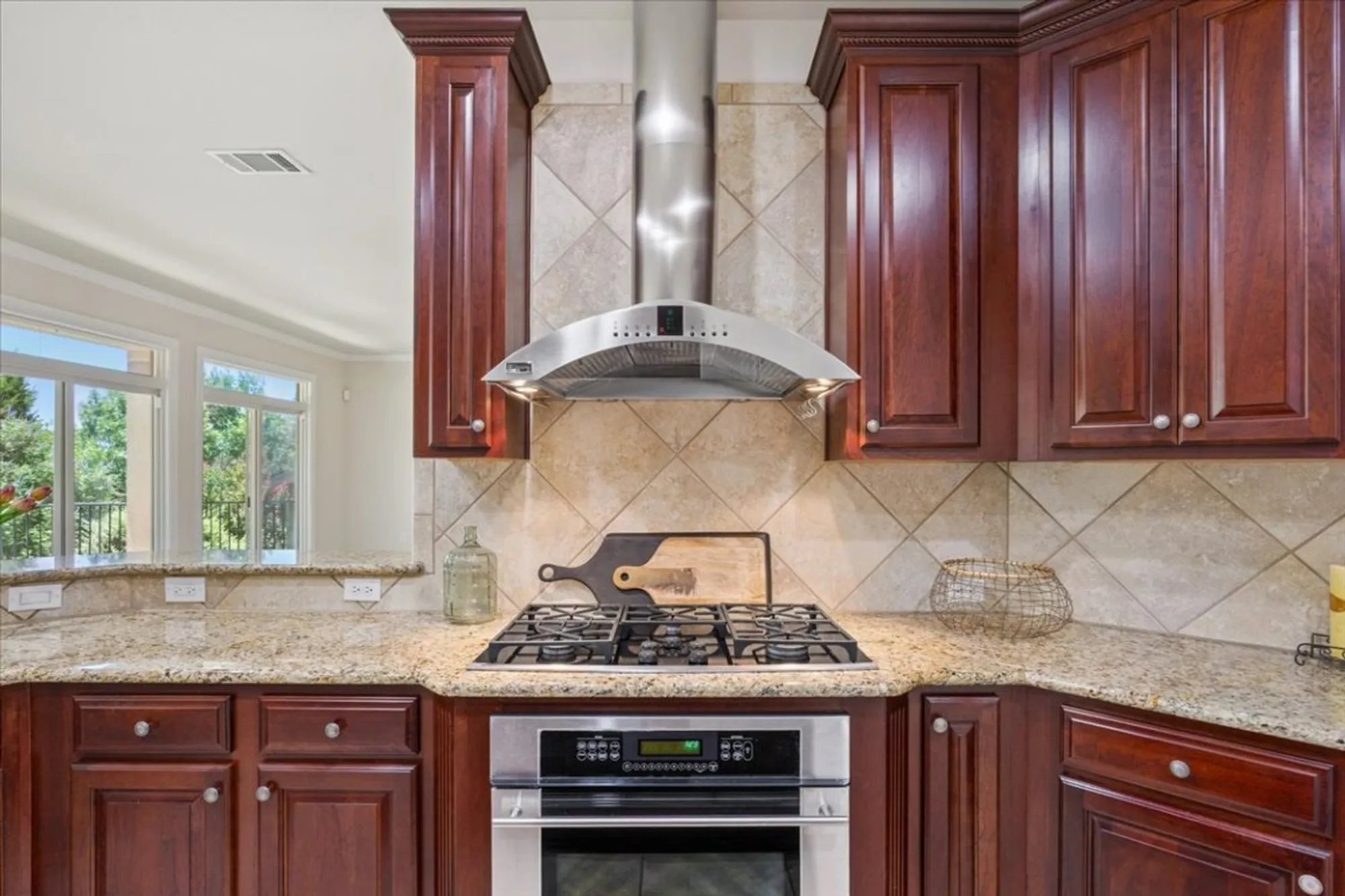 Property Slideshow image 12 of 40 | 114 caddo lake trl, Georgetown, TX, 78633