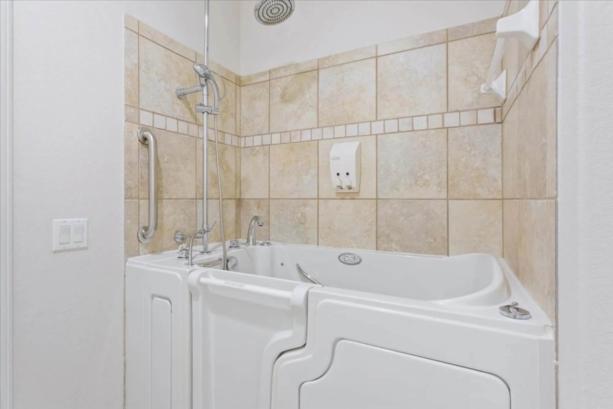 Property Slideshow image 27 of 40 | 114 caddo lake trl, Georgetown, TX, 78633