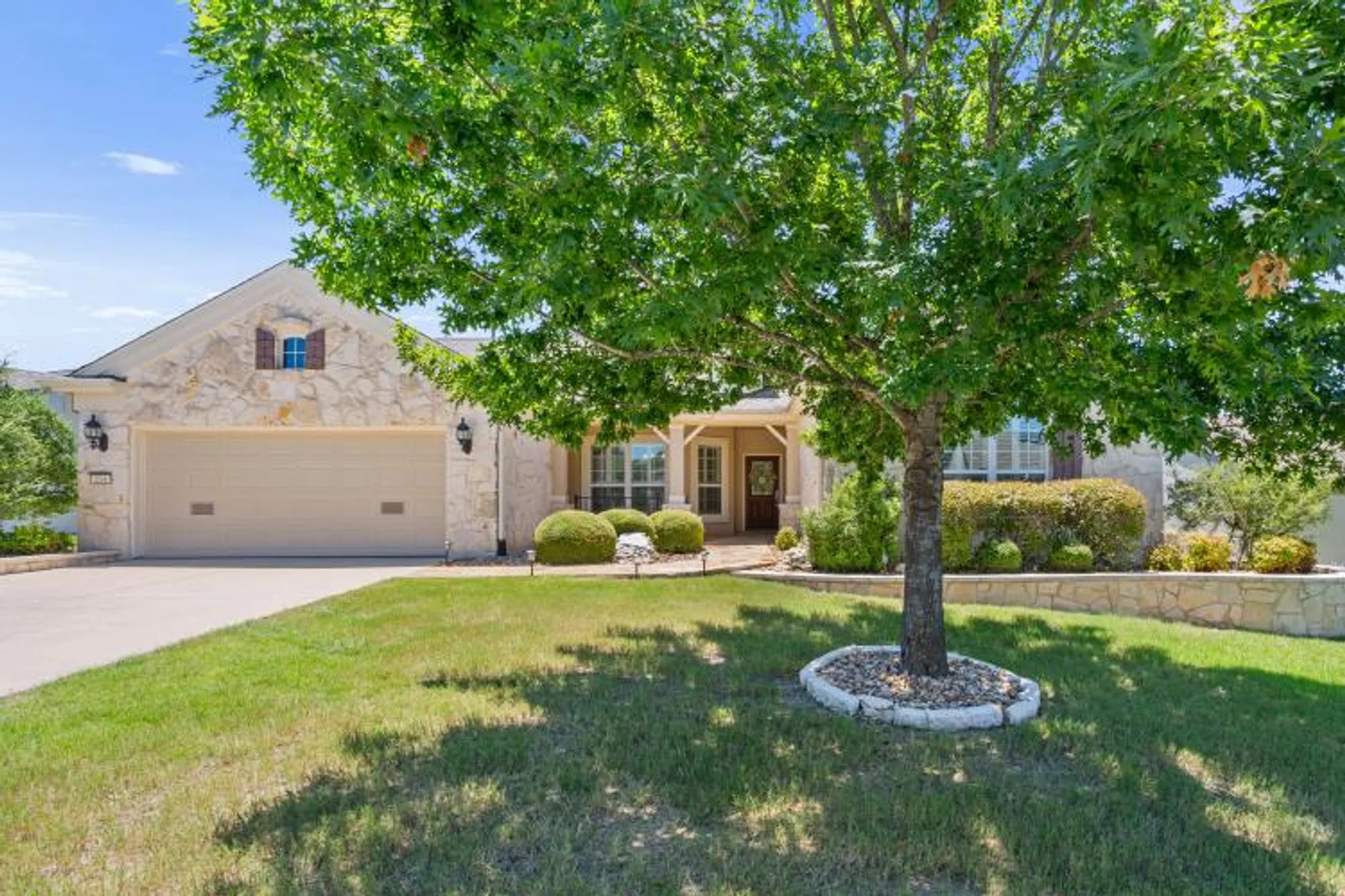 Property Slideshow image 2 of 40 | 114 caddo lake trl, Georgetown, TX, 78633