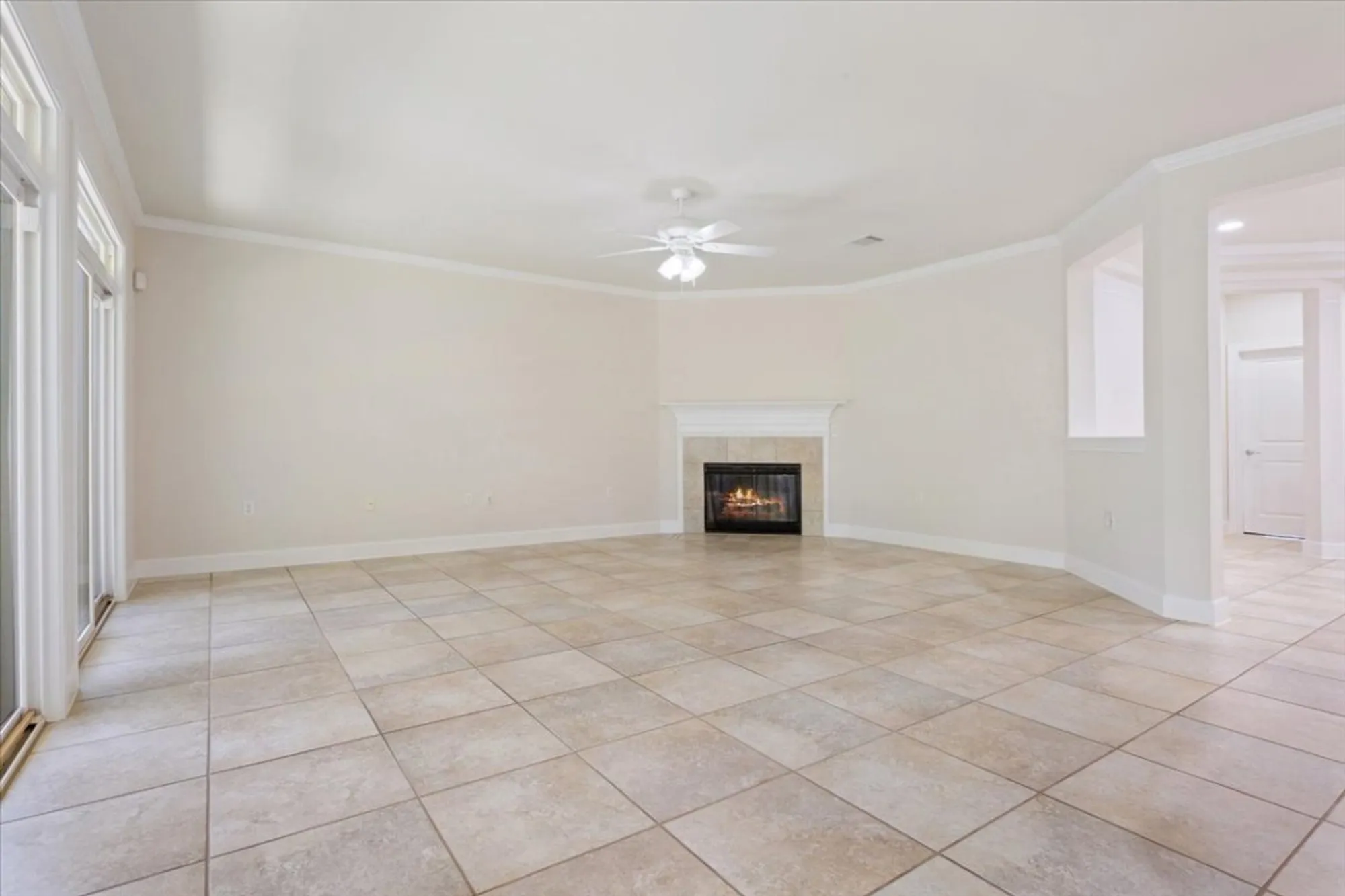 Property Slideshow image 7 of 40 | 114 caddo lake trl, Georgetown, TX, 78633