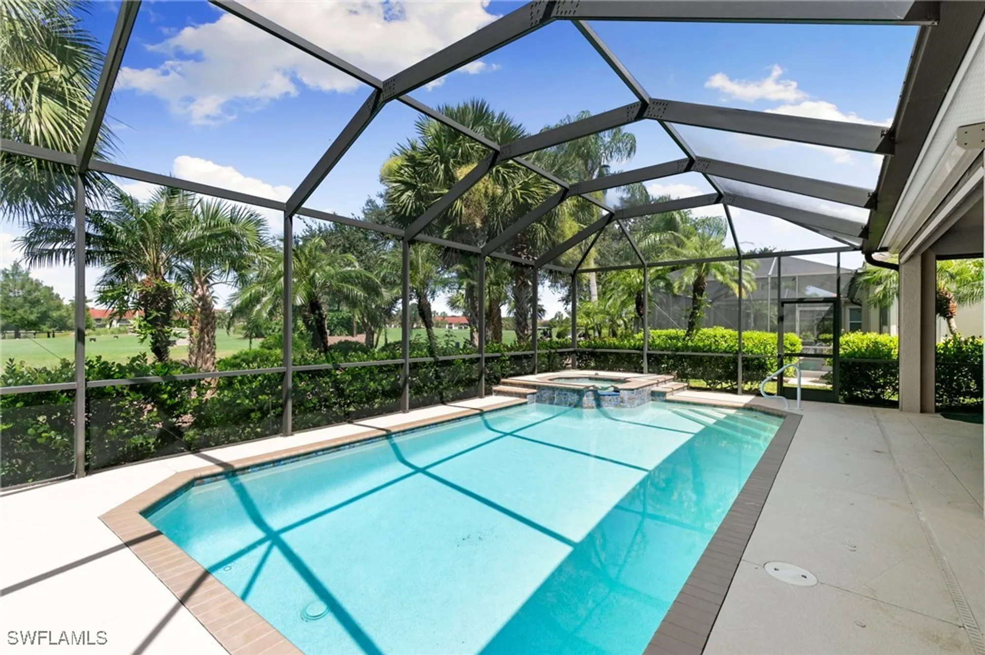 Property Slideshow image 32 of 50 | 10512 heritage bay blvd, Naples, FL, 34120