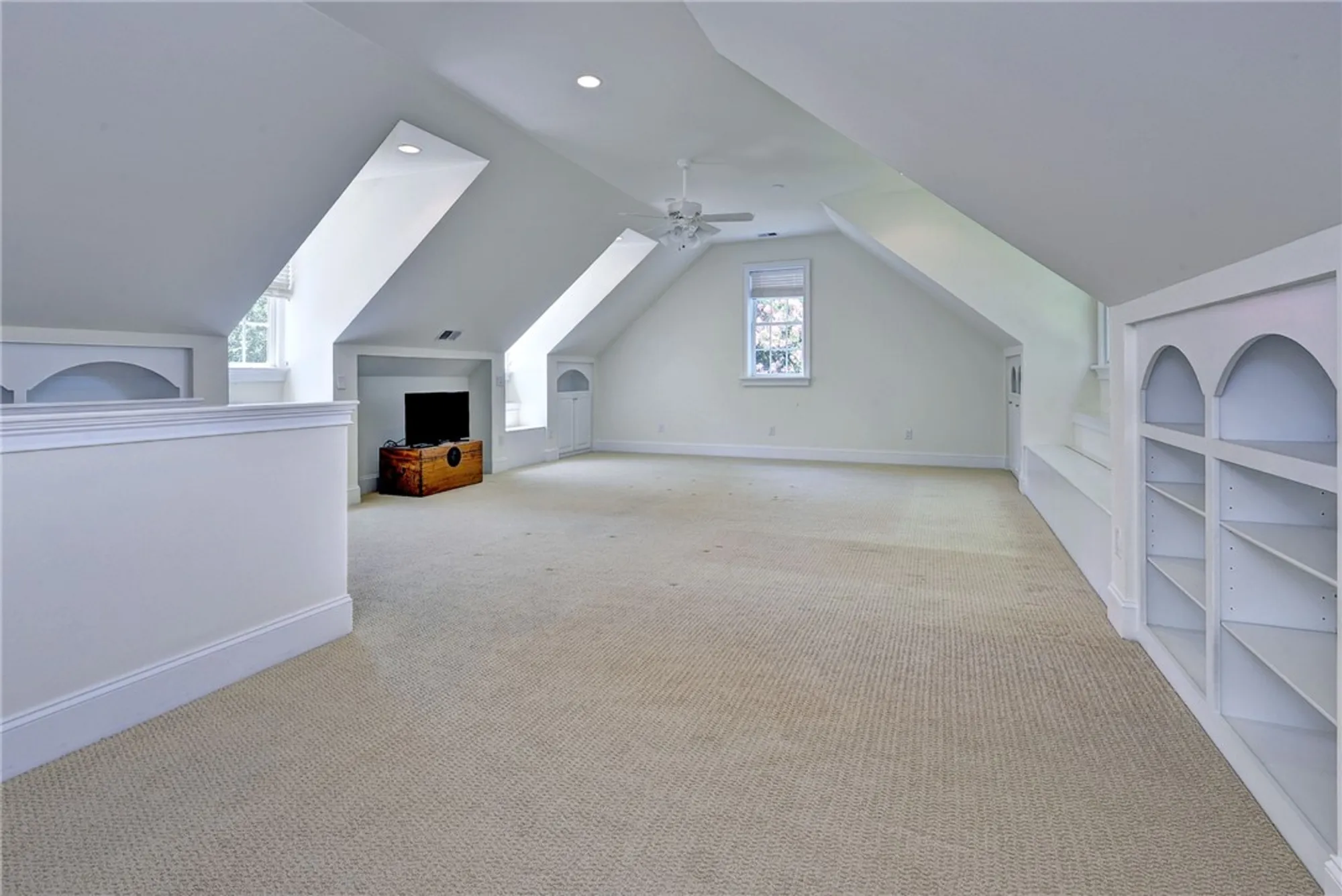 Property Slideshow image 41 of 48 | 1749 founders hl, Williamsburg, VA, 23185