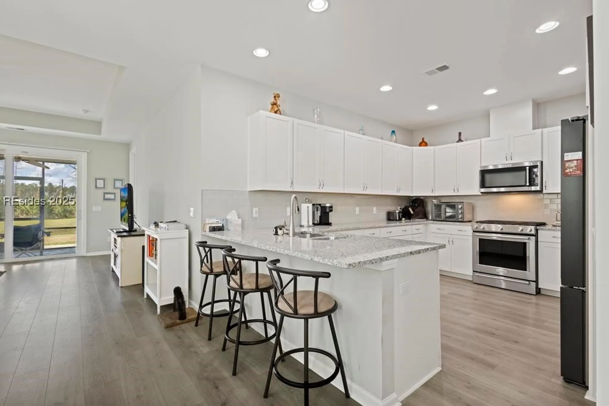 Property Slideshow image 3 of 56 | 409 beachcomber blvd, Hardeeville, SC, 29927