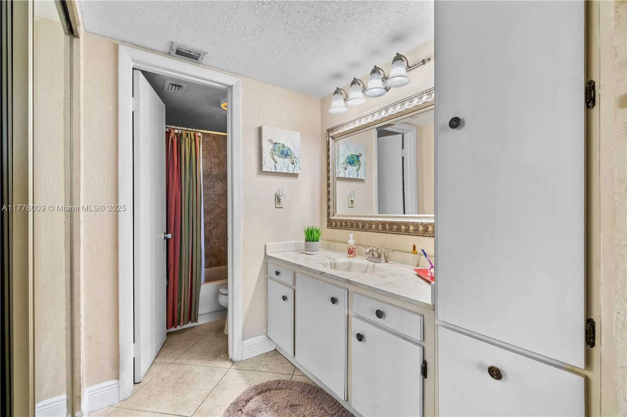 Property Slideshow image 17 of 42 | 901 colony point cir 503, Pembroke Pines, FL, 33026