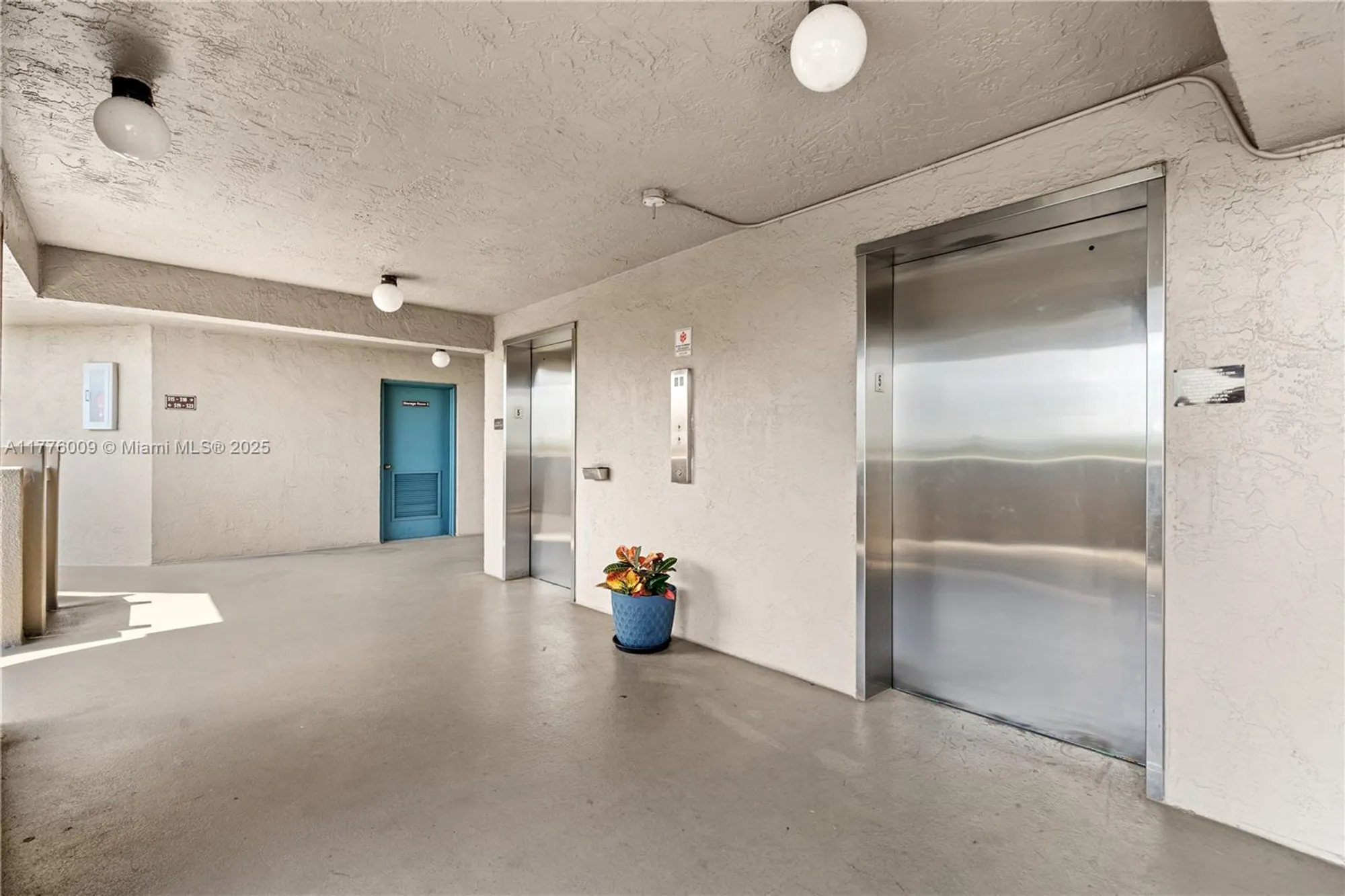 Property Slideshow image 27 of 42 | 901 colony point cir 503, Pembroke Pines, FL, 33026