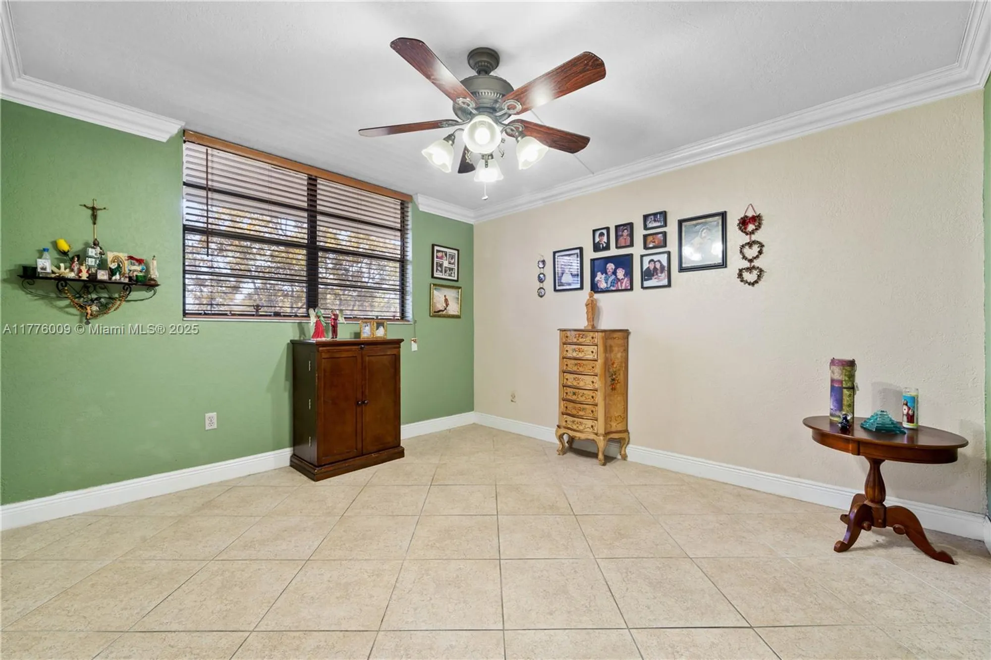 Property Slideshow image 20 of 42 | 901 colony point cir 503, Pembroke Pines, FL, 33026