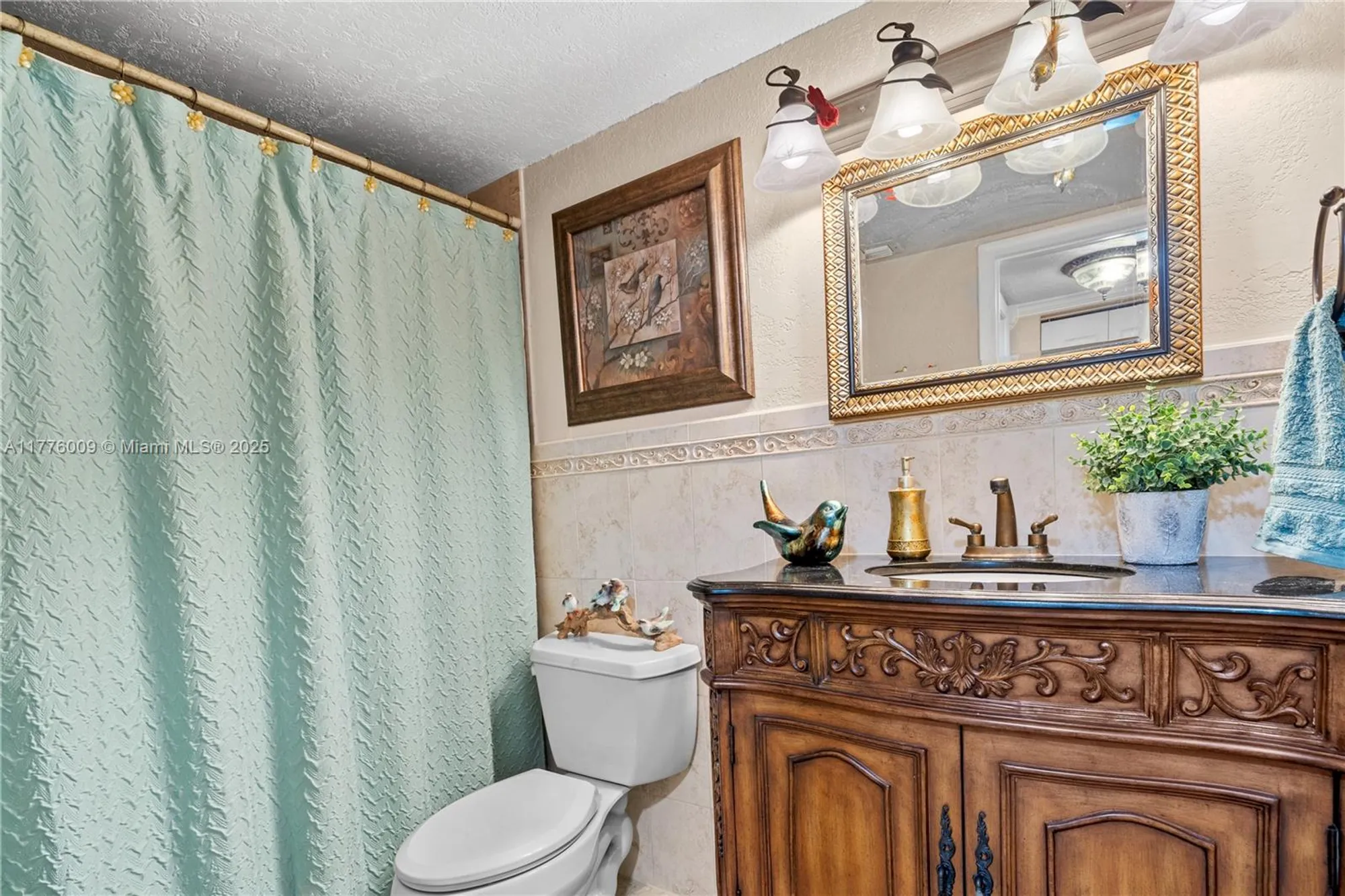 Property Slideshow image 23 of 42 | 901 colony point cir 503, Pembroke Pines, FL, 33026