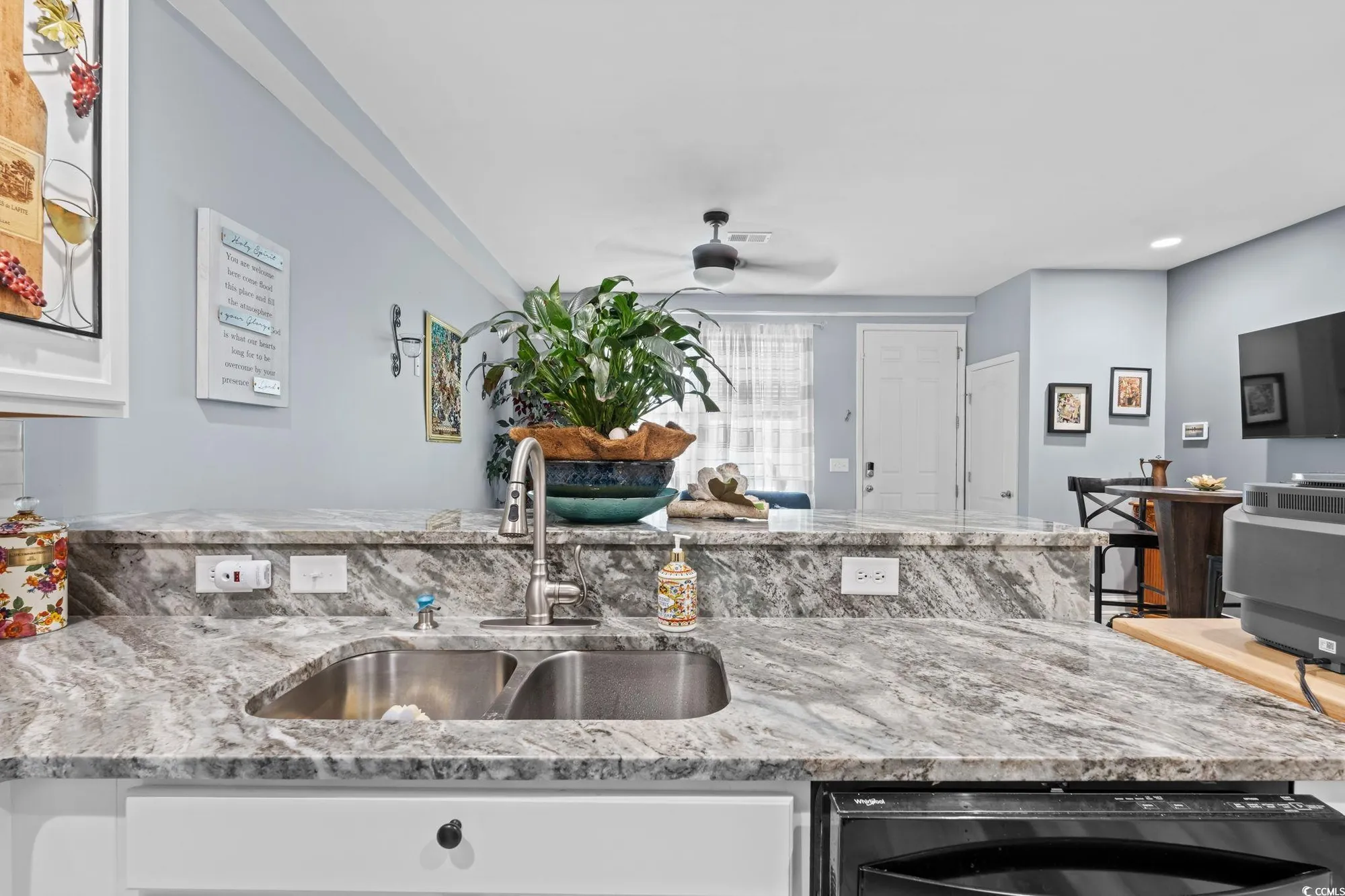 Property Slideshow image 9 of 40 | 1829 culbertson ave, Myrtle Beach, SC, 29577