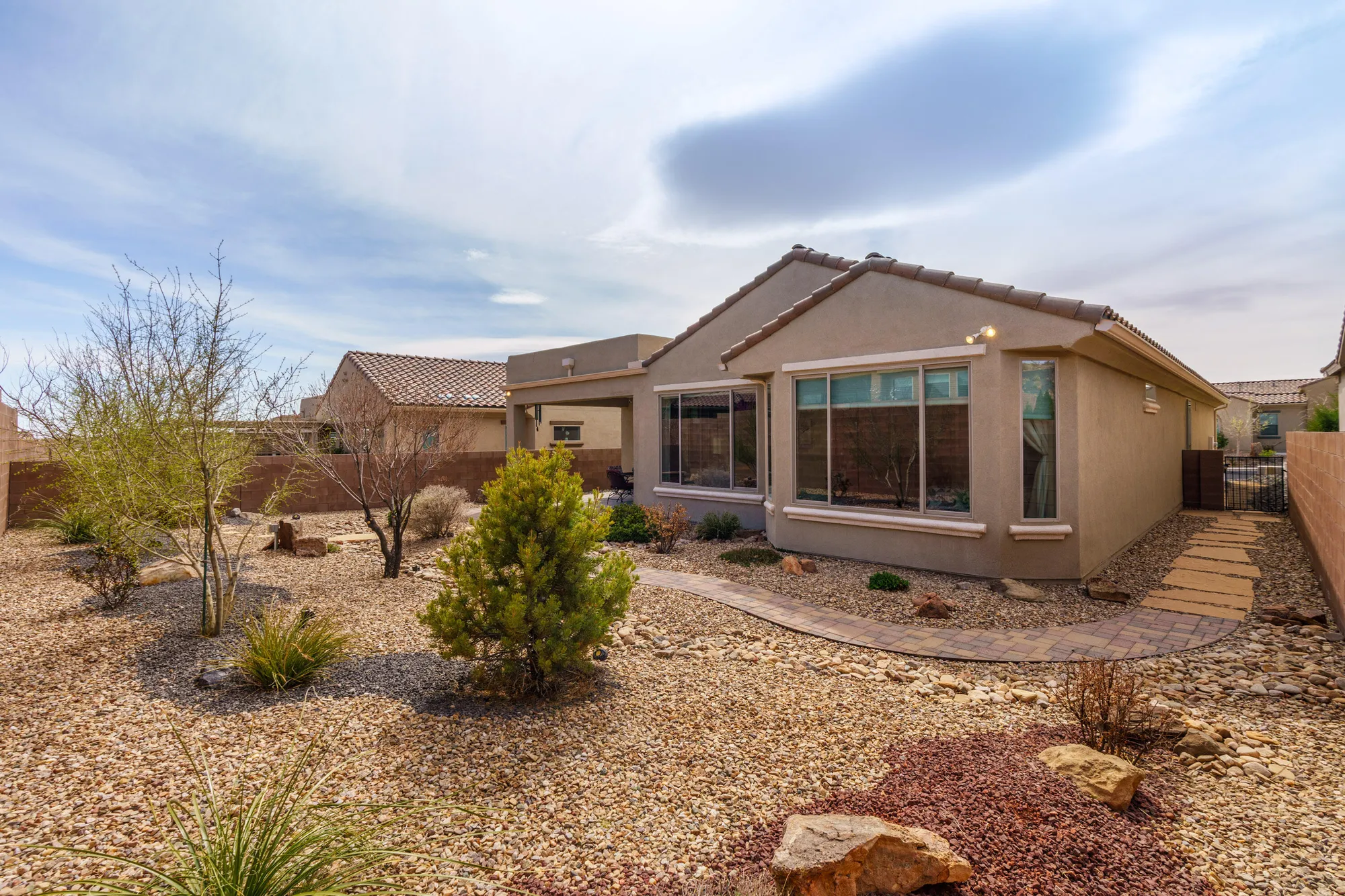 Property Slideshow image 32 of 47 | 2324 chuckwalla spring trl, Albuquerque, NM, 87120
