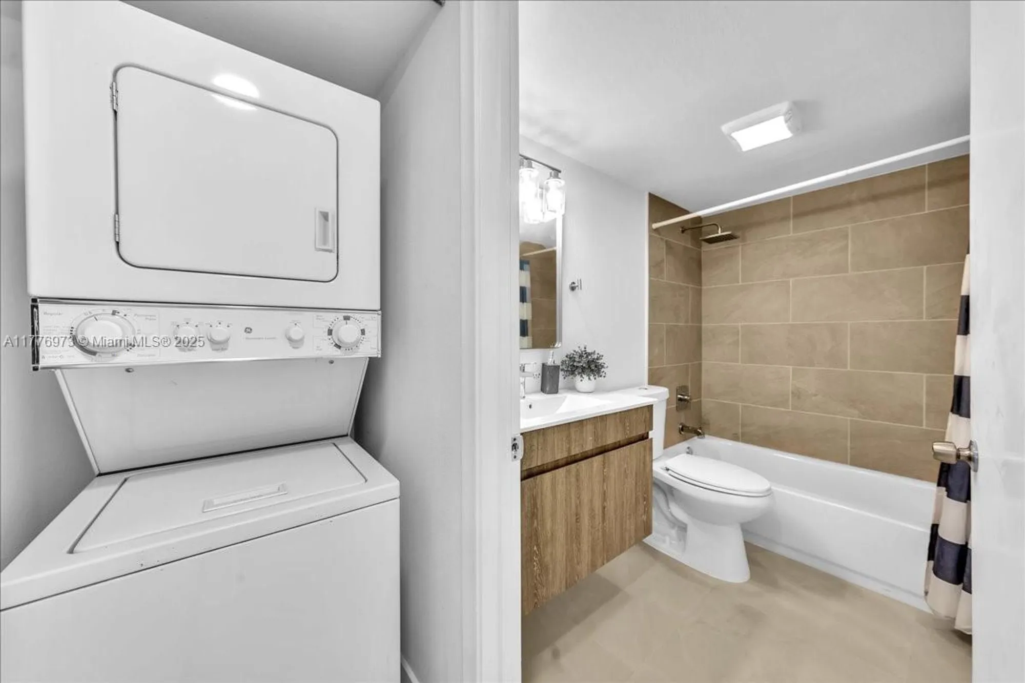 Property Slideshow image 17 of 79 | 650 sw 124th ter 105p, Pembroke Pines, FL, 33027