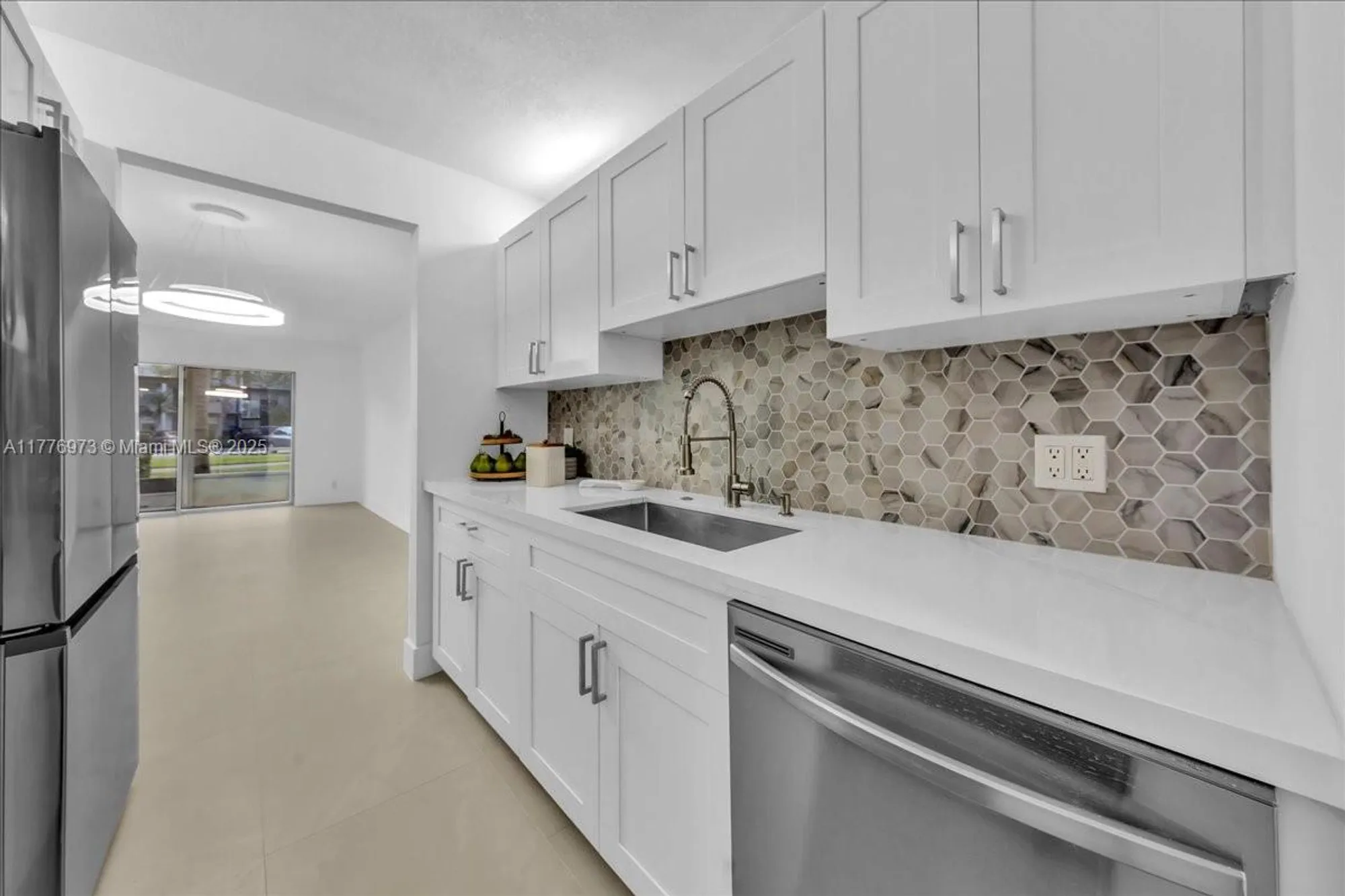 Property Slideshow image 11 of 79 | 650 sw 124th ter 105p, Pembroke Pines, FL, 33027