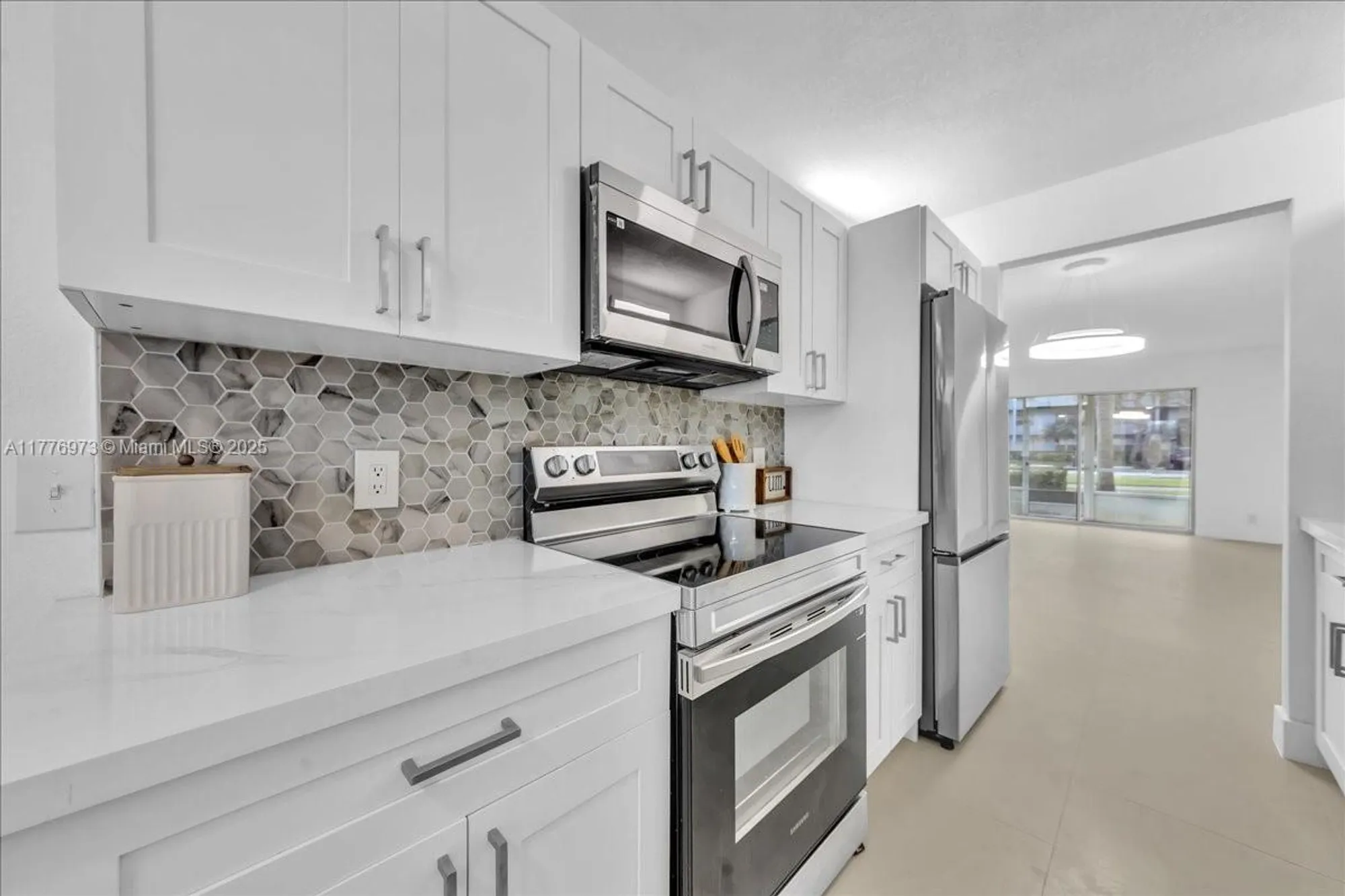 Property Slideshow image 12 of 79 | 650 sw 124th ter 105p, Pembroke Pines, FL, 33027