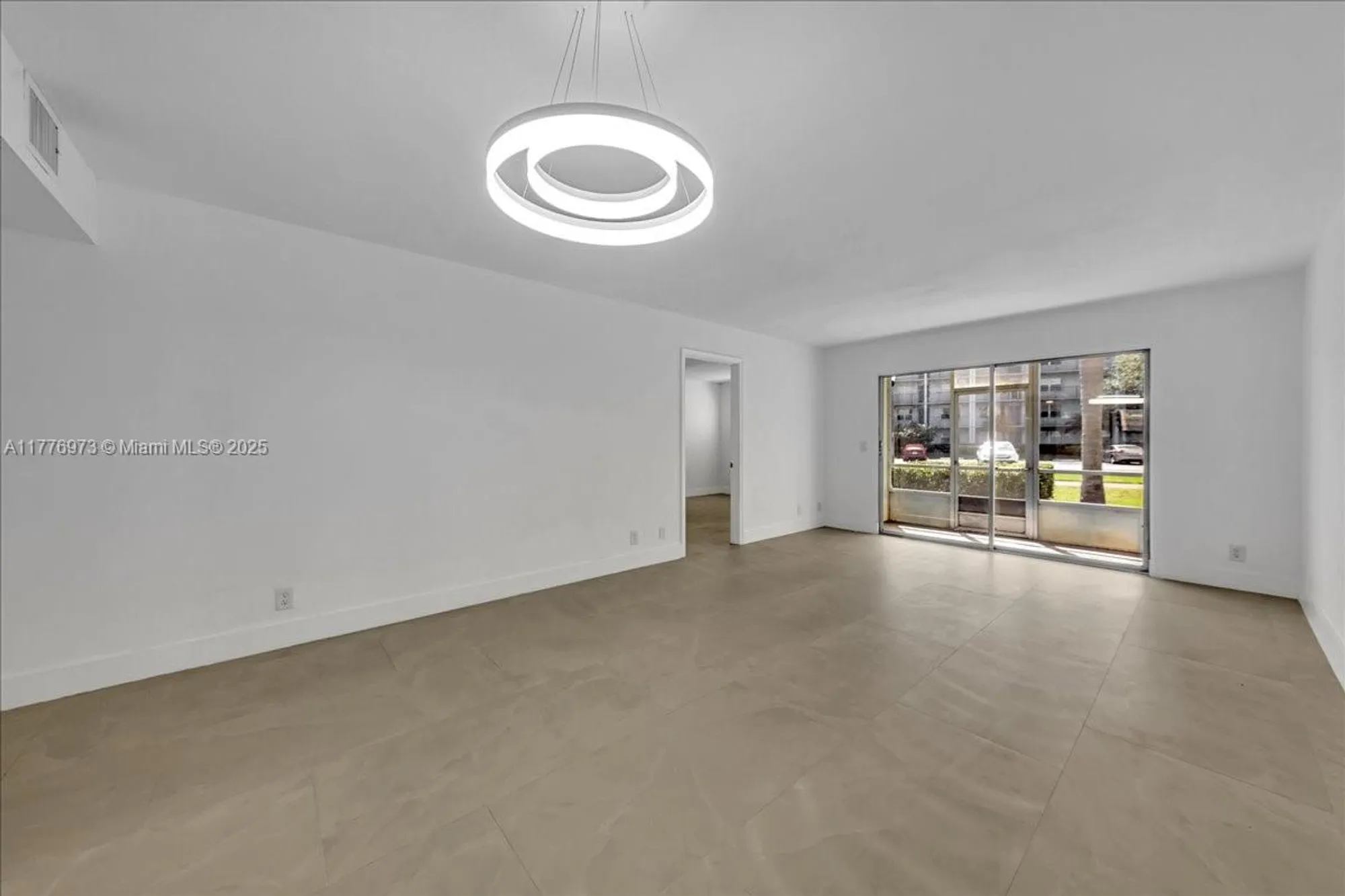 Property Slideshow image 26 of 79 | 650 sw 124th ter 105p, Pembroke Pines, FL, 33027