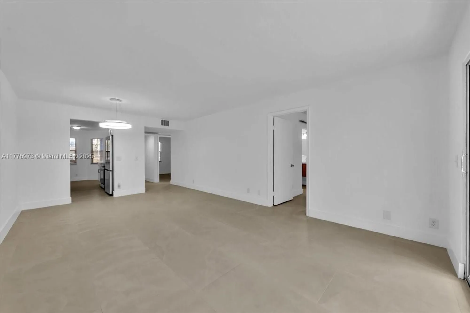 Property Slideshow image 28 of 79 | 650 sw 124th ter 105p, Pembroke Pines, FL, 33027