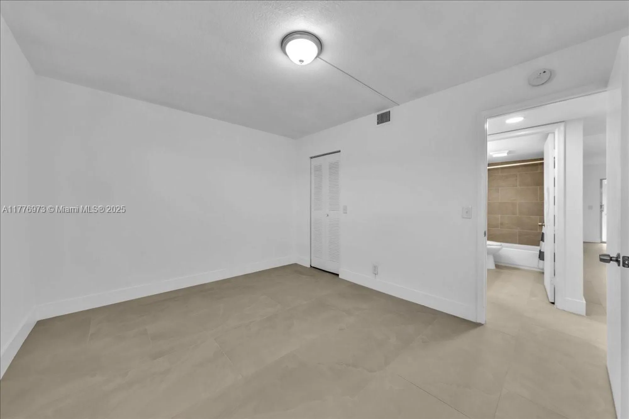Property Slideshow image 20 of 79 | 650 sw 124th ter 105p, Pembroke Pines, FL, 33027