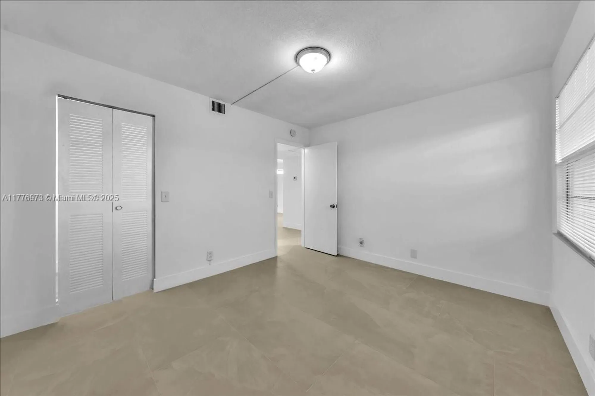 Property Slideshow image 21 of 79 | 650 sw 124th ter 105p, Pembroke Pines, FL, 33027